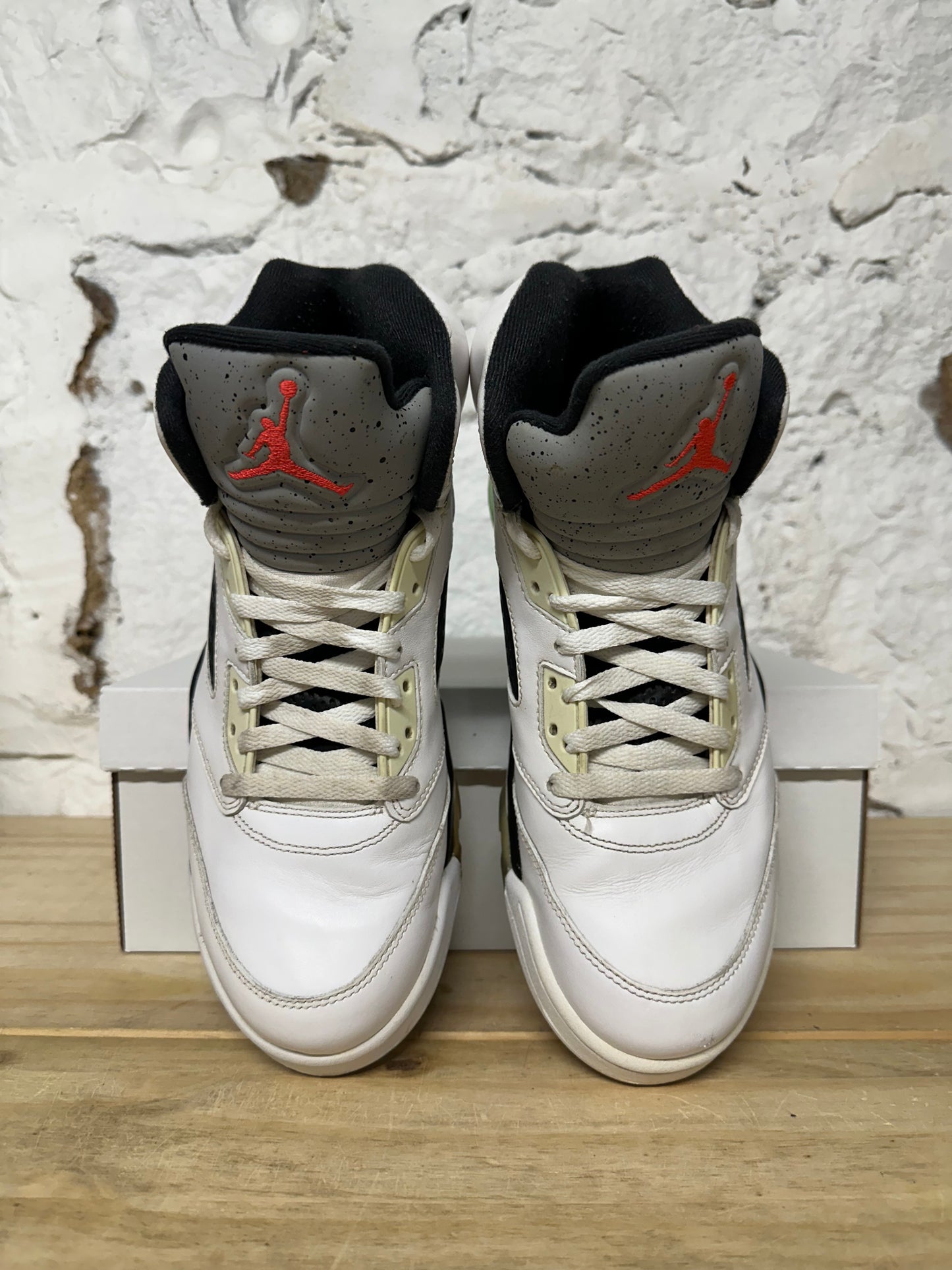 Air Jordan 5 Poison Green Sz 10.5