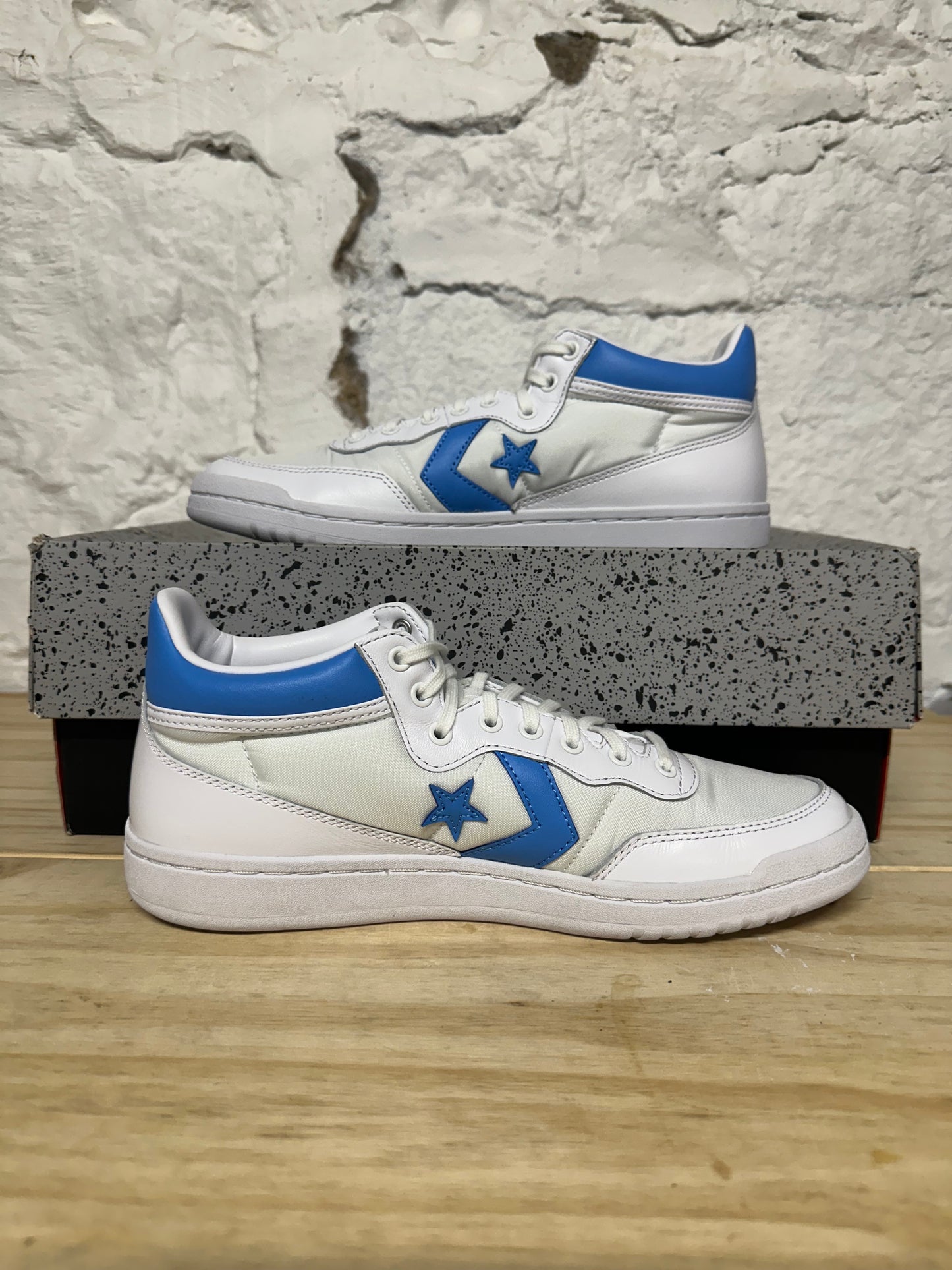 Air Jordan 2 Converse Alumni Pack Sz 8