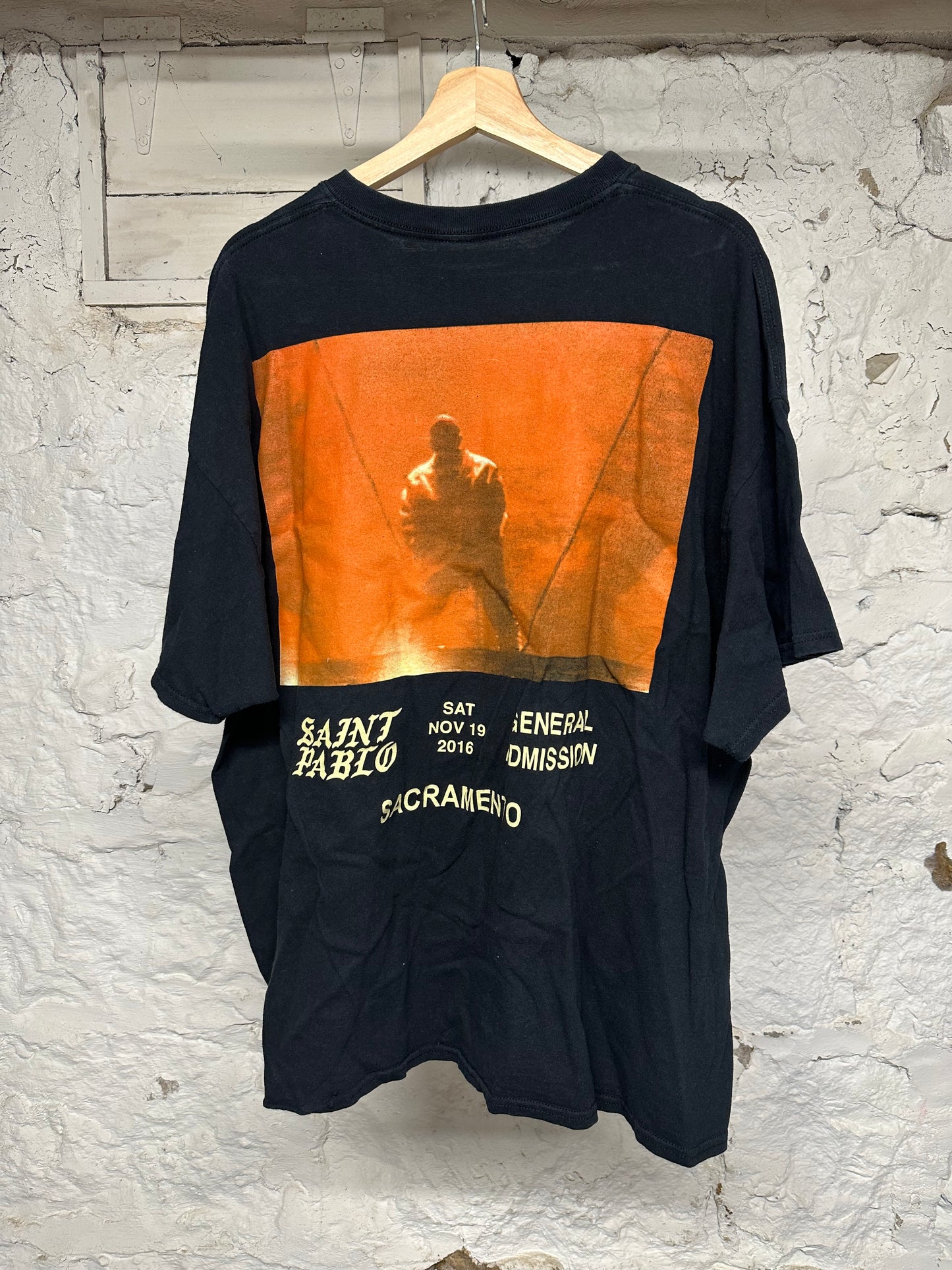 Kanye West Saint Pablo Sacramento Black T-Shirt Sz XL