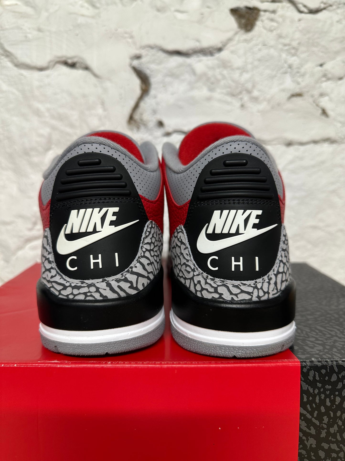 Air Jordan 3 Unite (Chicago Exclusive) Sz 8.5
