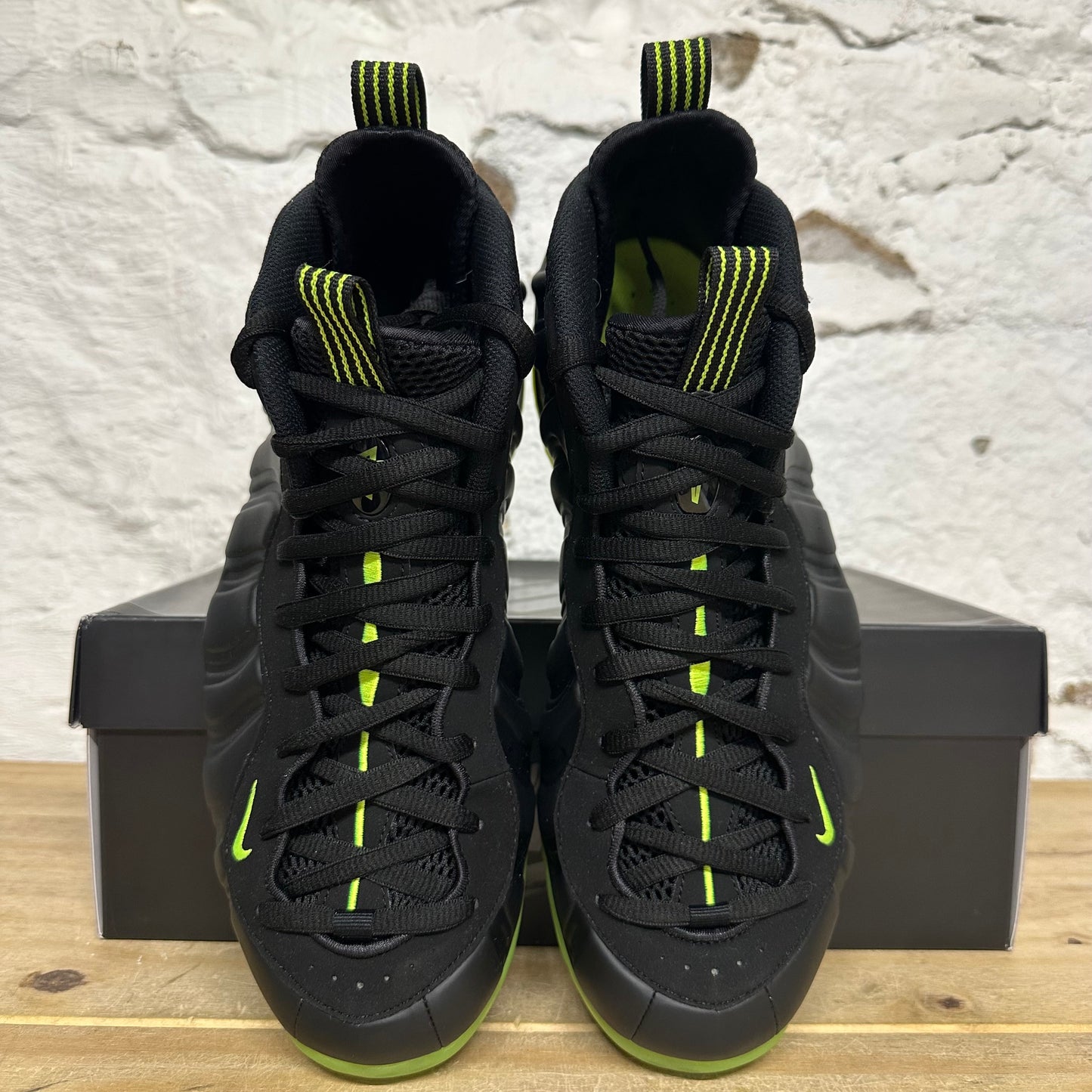 Nike Air Foamposite One Black Volt Sz 12