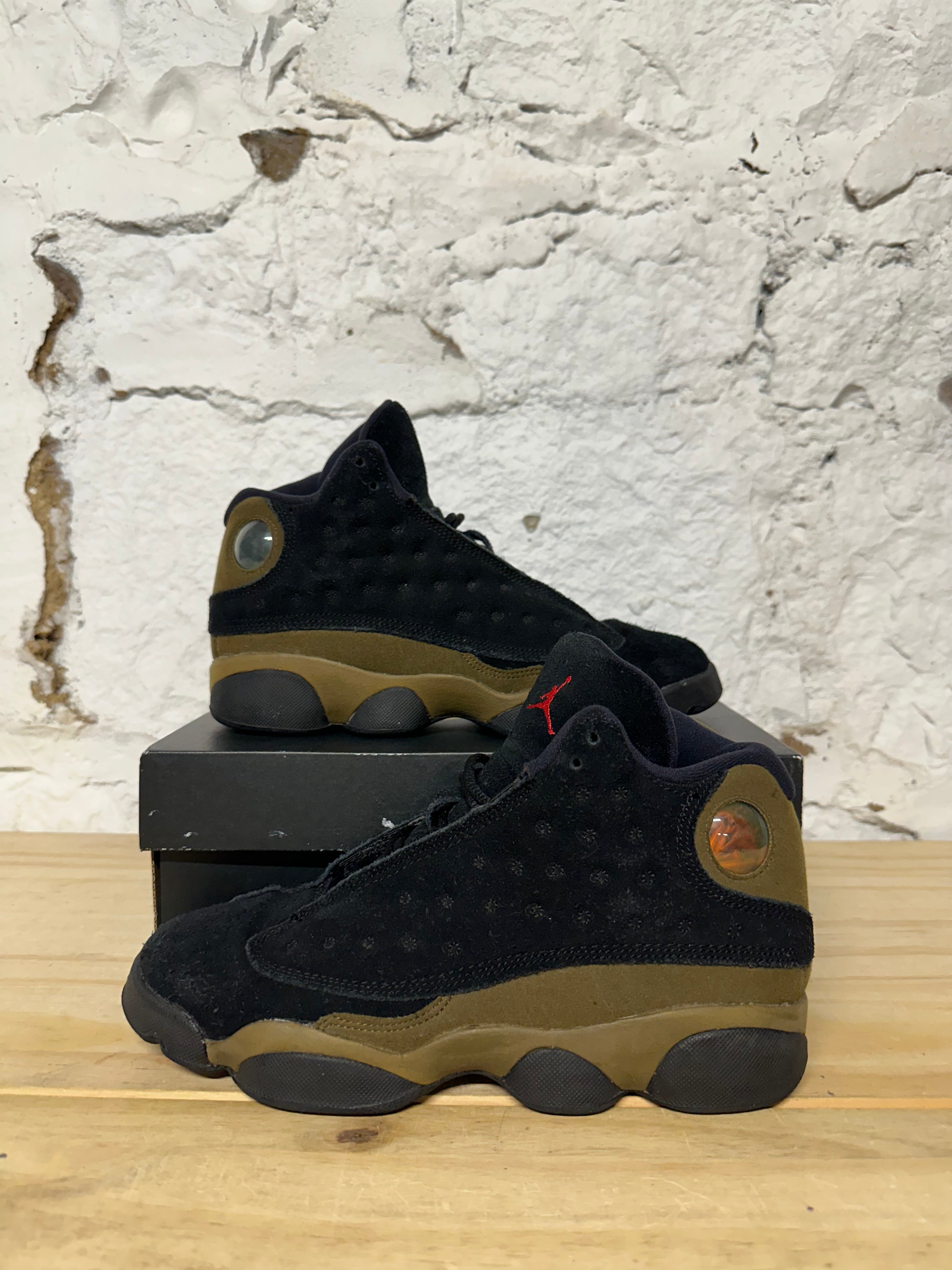 Air Jordan 13 Olive Sz 5Y