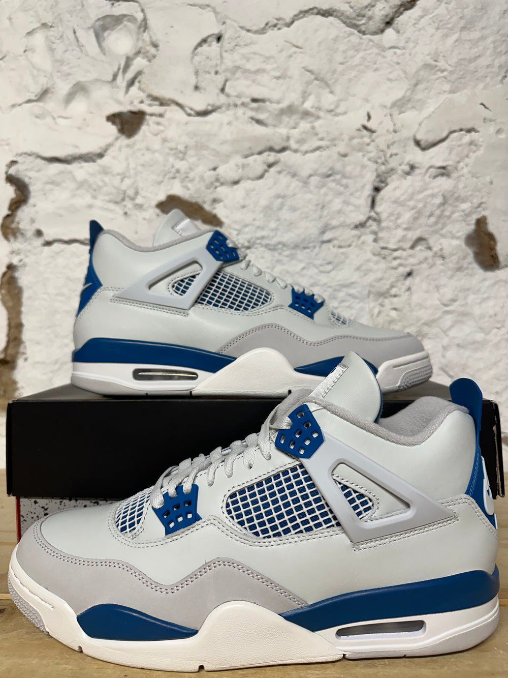 Air Jordan 4 Military Blue Sz 11 DS