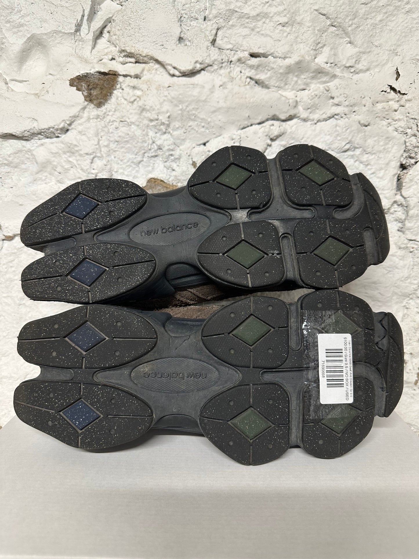 New Balance 9060 Beef And Brocolli Sz 9.5