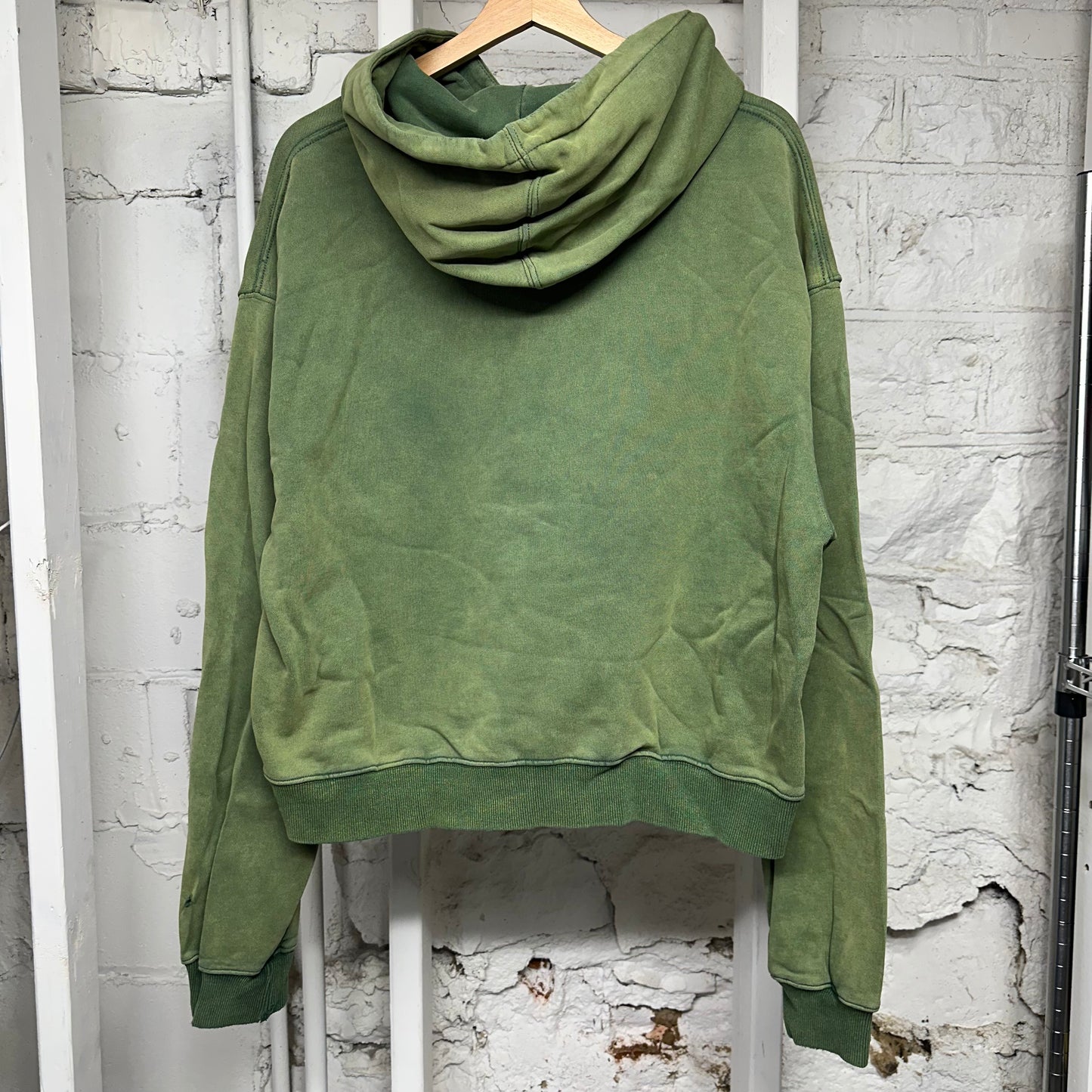 Vale Garden Black Green Hoodie Sz M