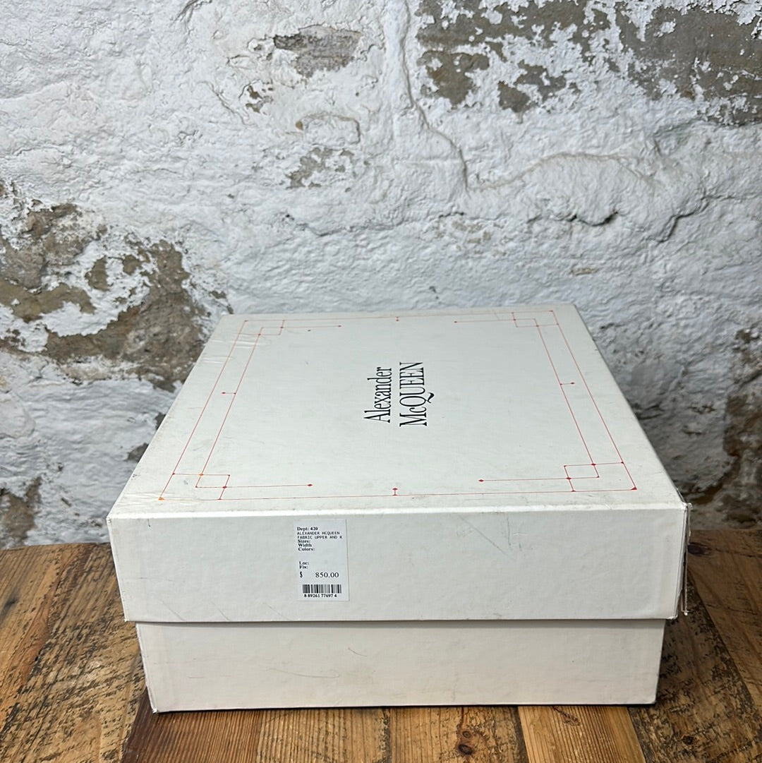 Alexander Mcqueen Spellout Tread High Boot White Sz 8 (41)