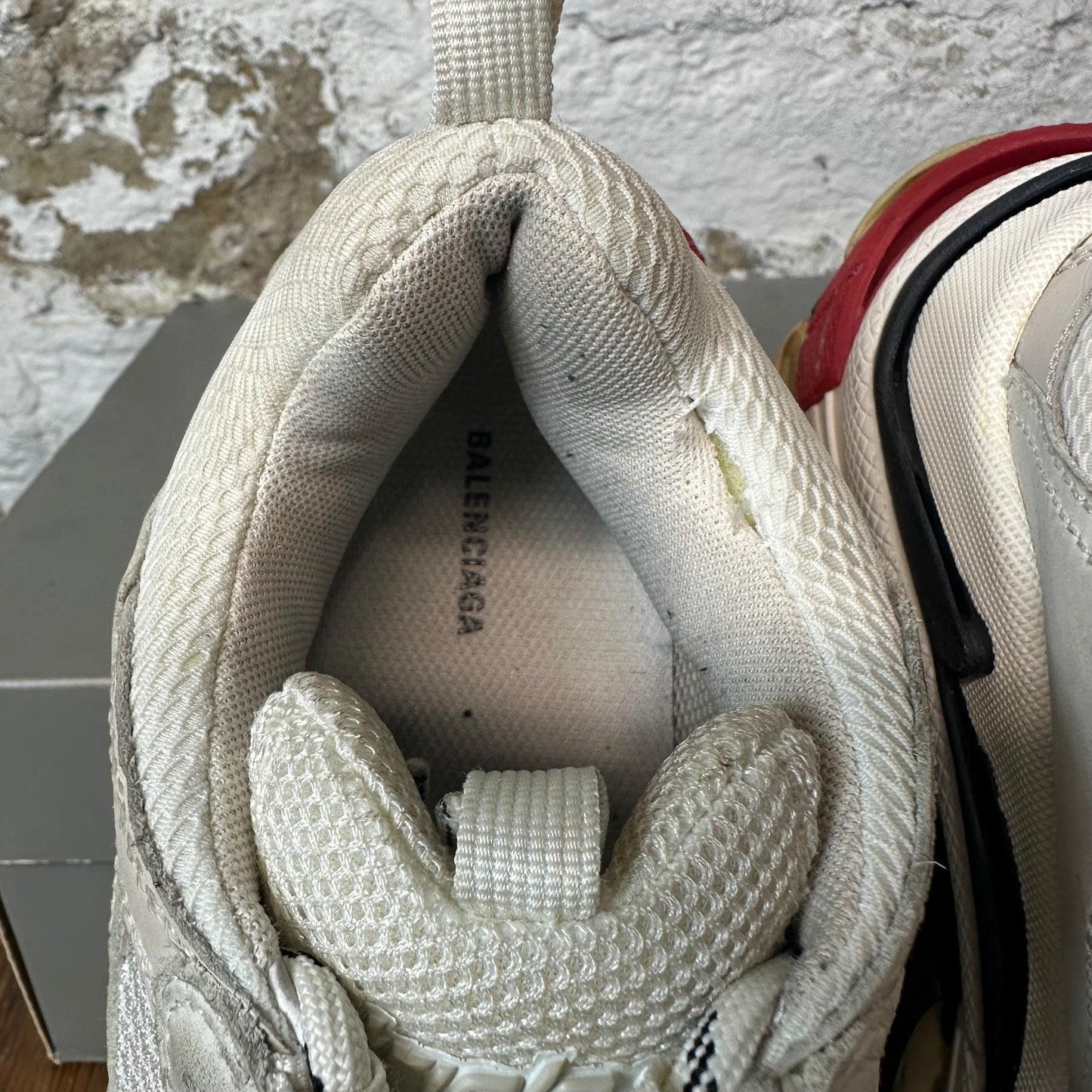 Balenciaga Triple S White Black Red Sz 7 (40)