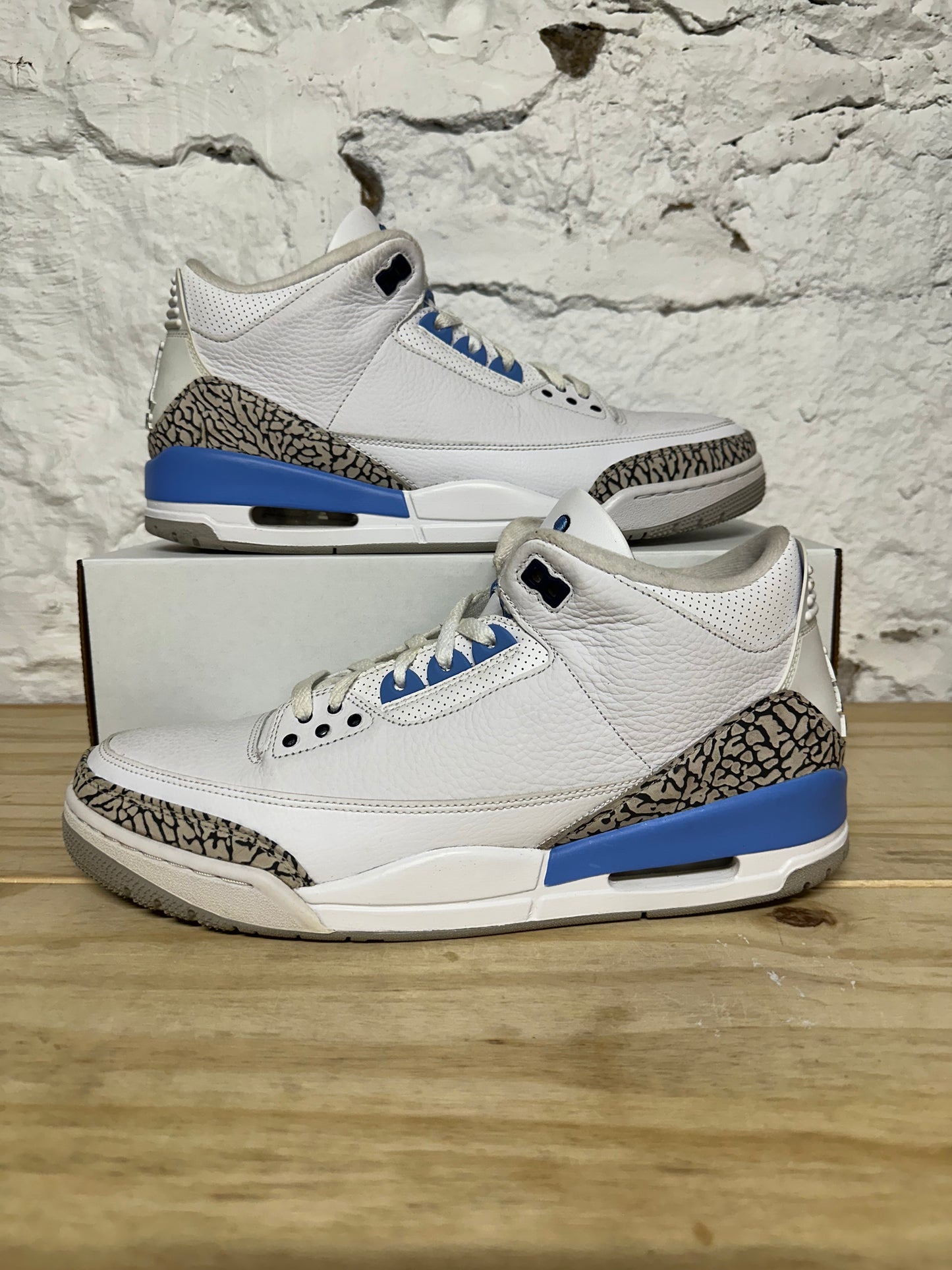 Air Jordan 3 UNC Sz 13