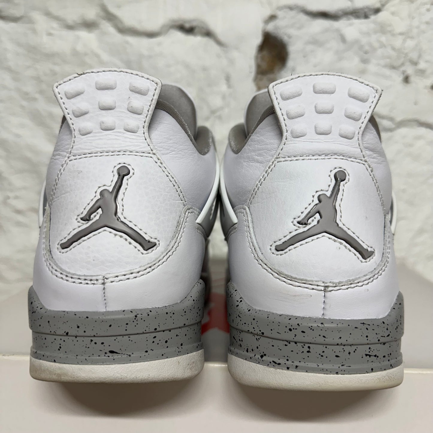 Air Jordan 4 White Oreo Sz 9.5