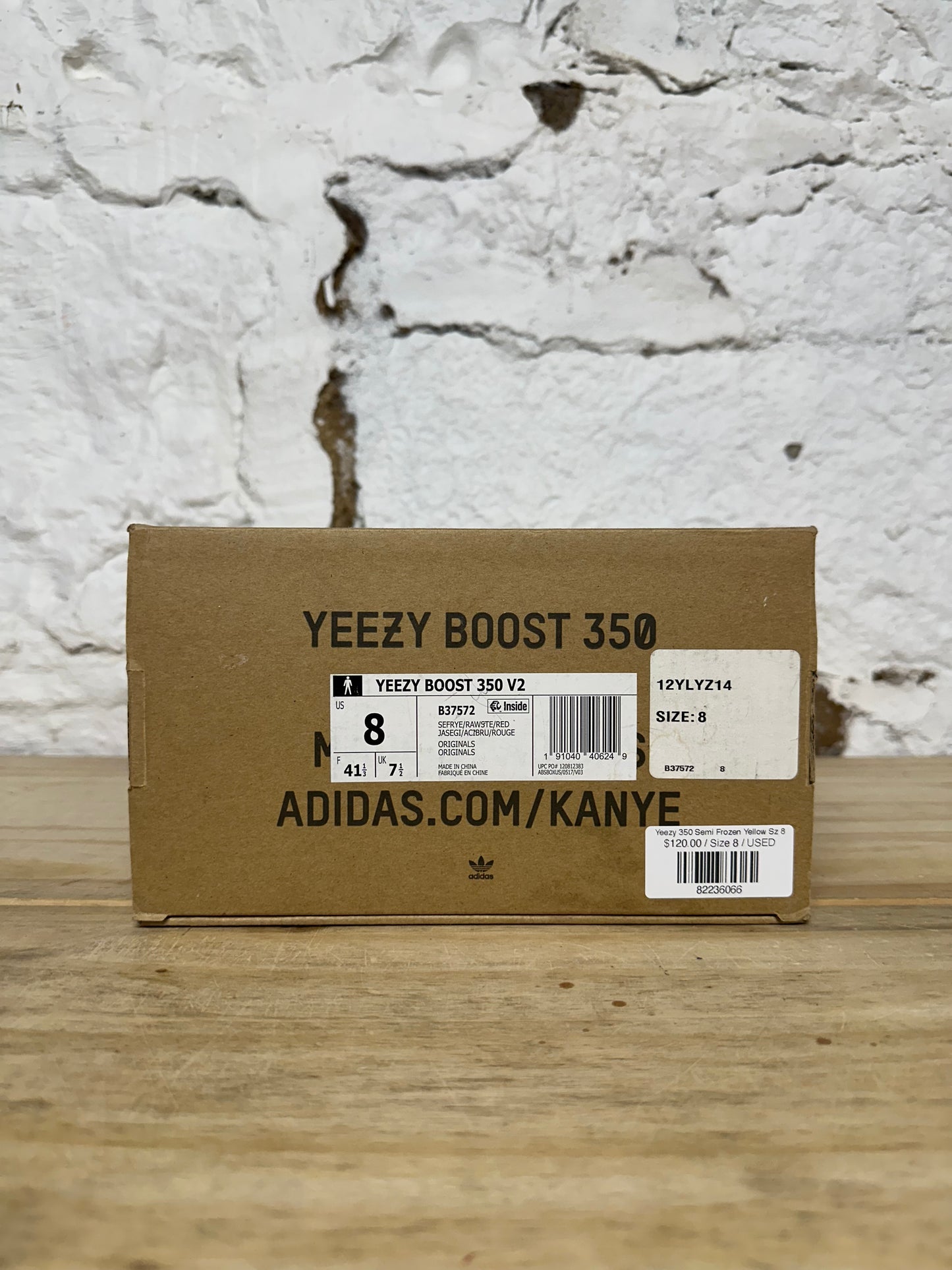 Yeezy 350 V2 Semi Frozen Yellow Sz 8