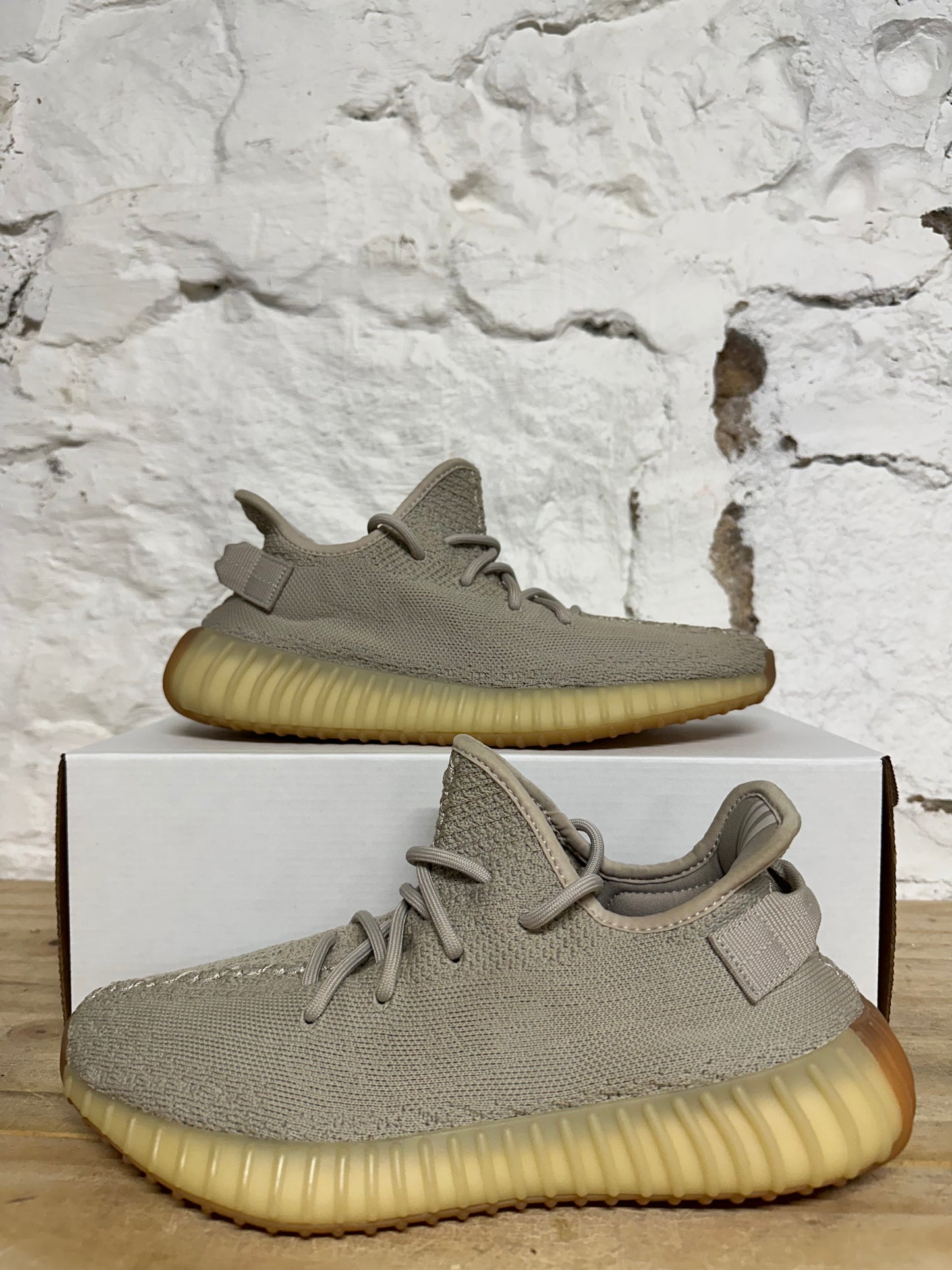 Yeezy 350 V2 Sesame Sz 9