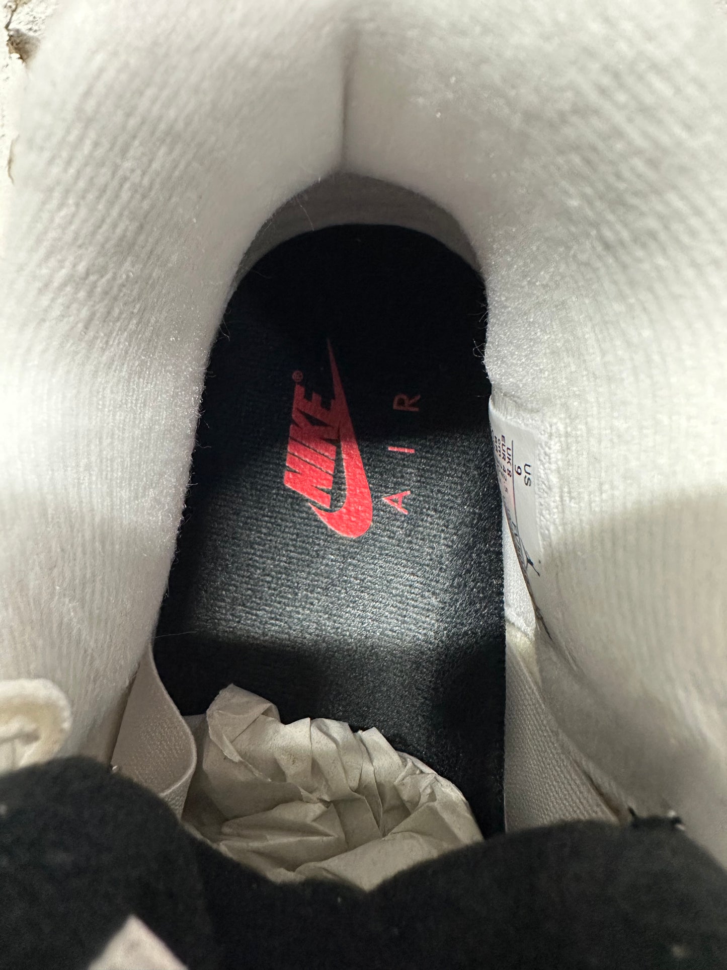 Air Jordan 4 White Cement Sz 9 DS