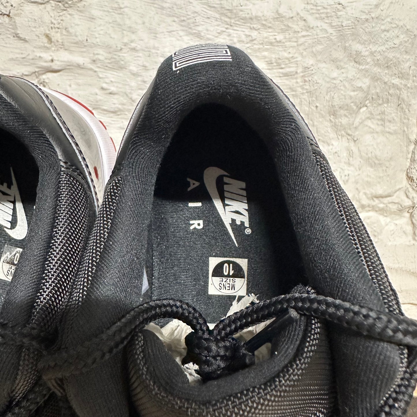 Air Jordan 11 Low Bred Sz 10