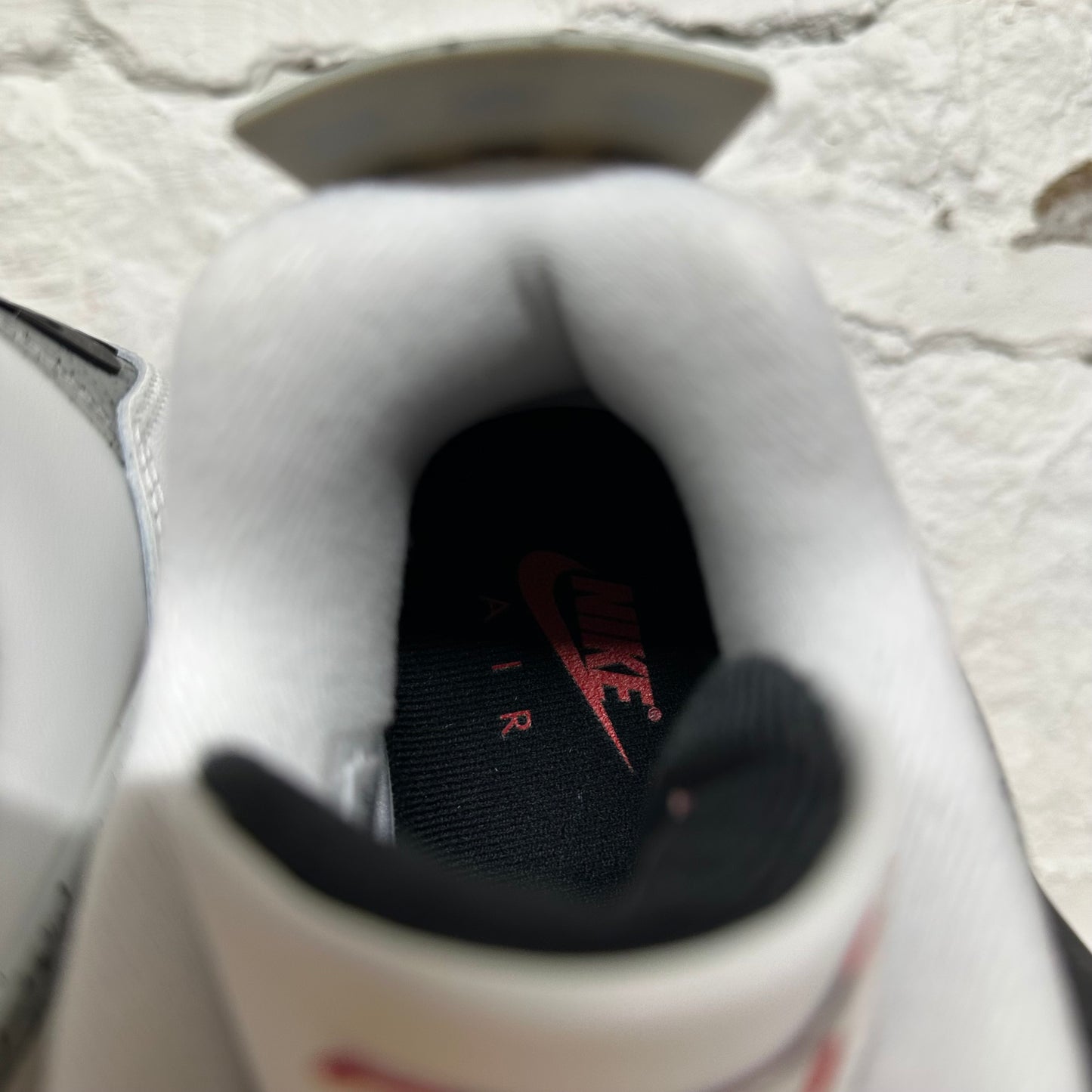 Air Jordan 4 White Cement (2025) Sz 10.5 DS