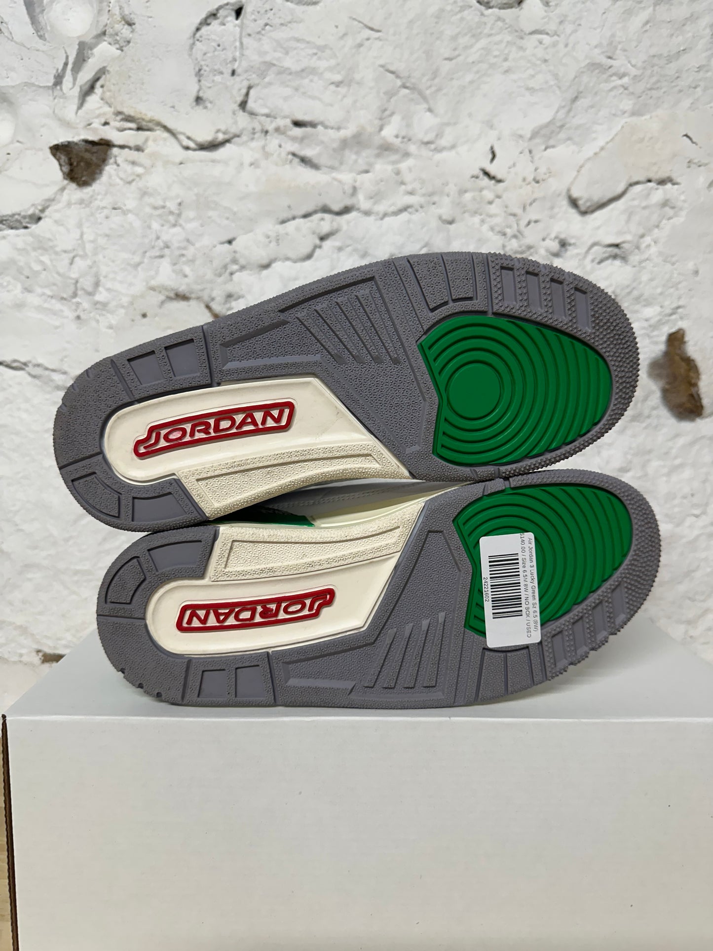 Air Jordan 3 Lucky Green Sz 6.5 (8W)