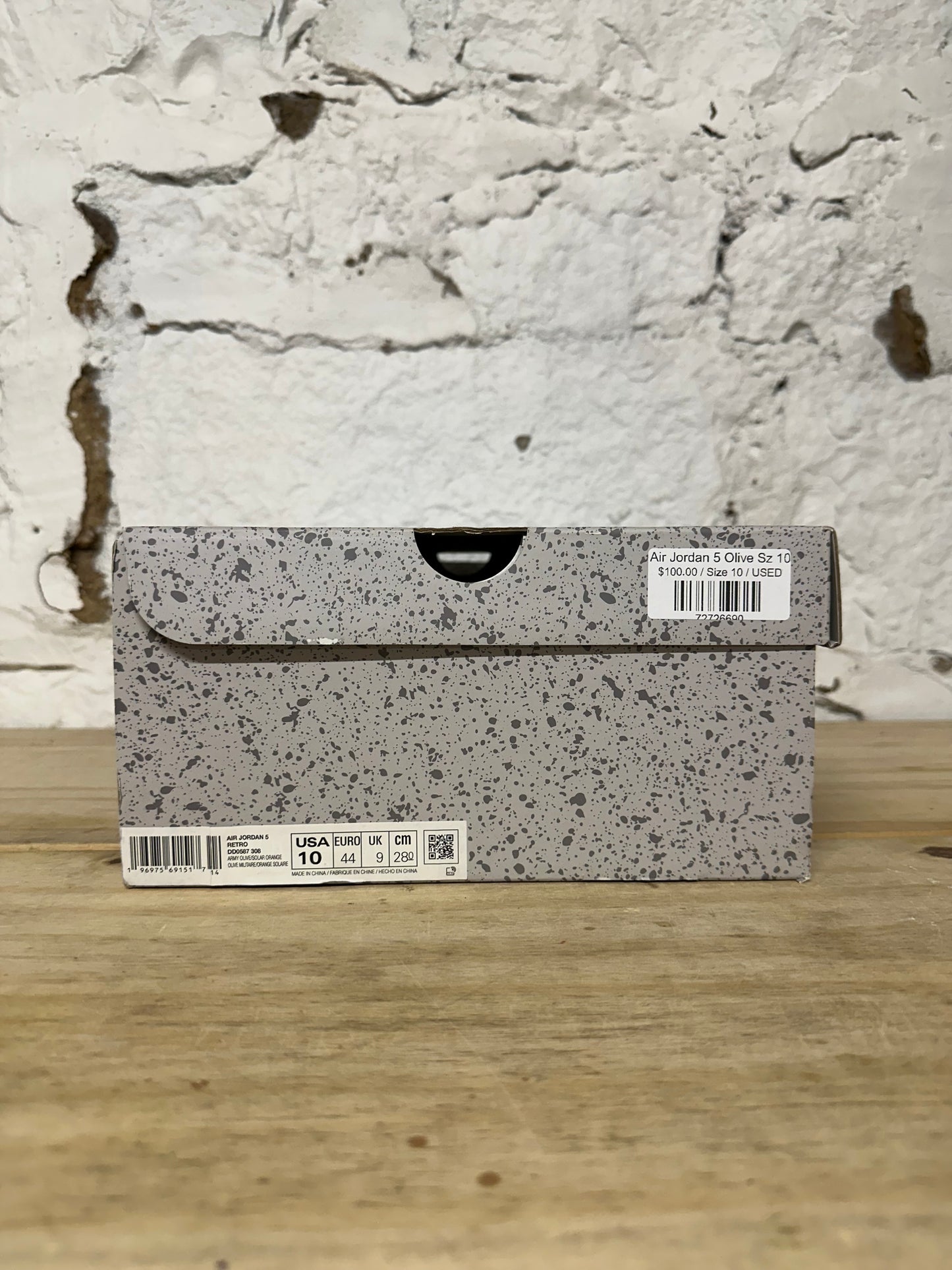 Air Jordan 5 Olive Sz 10