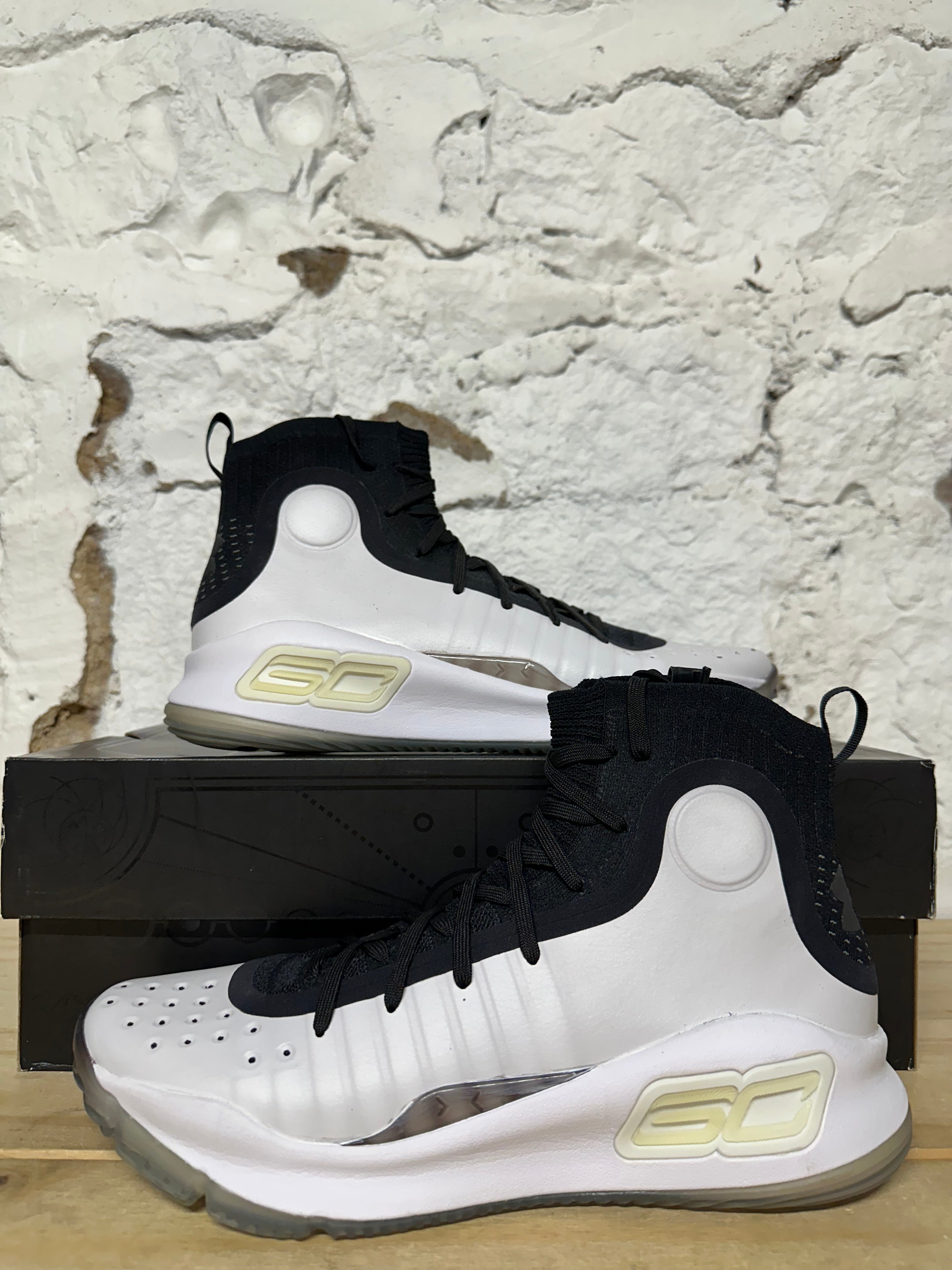 Under Armour Curry 4 White Black Sz 10.5 DS