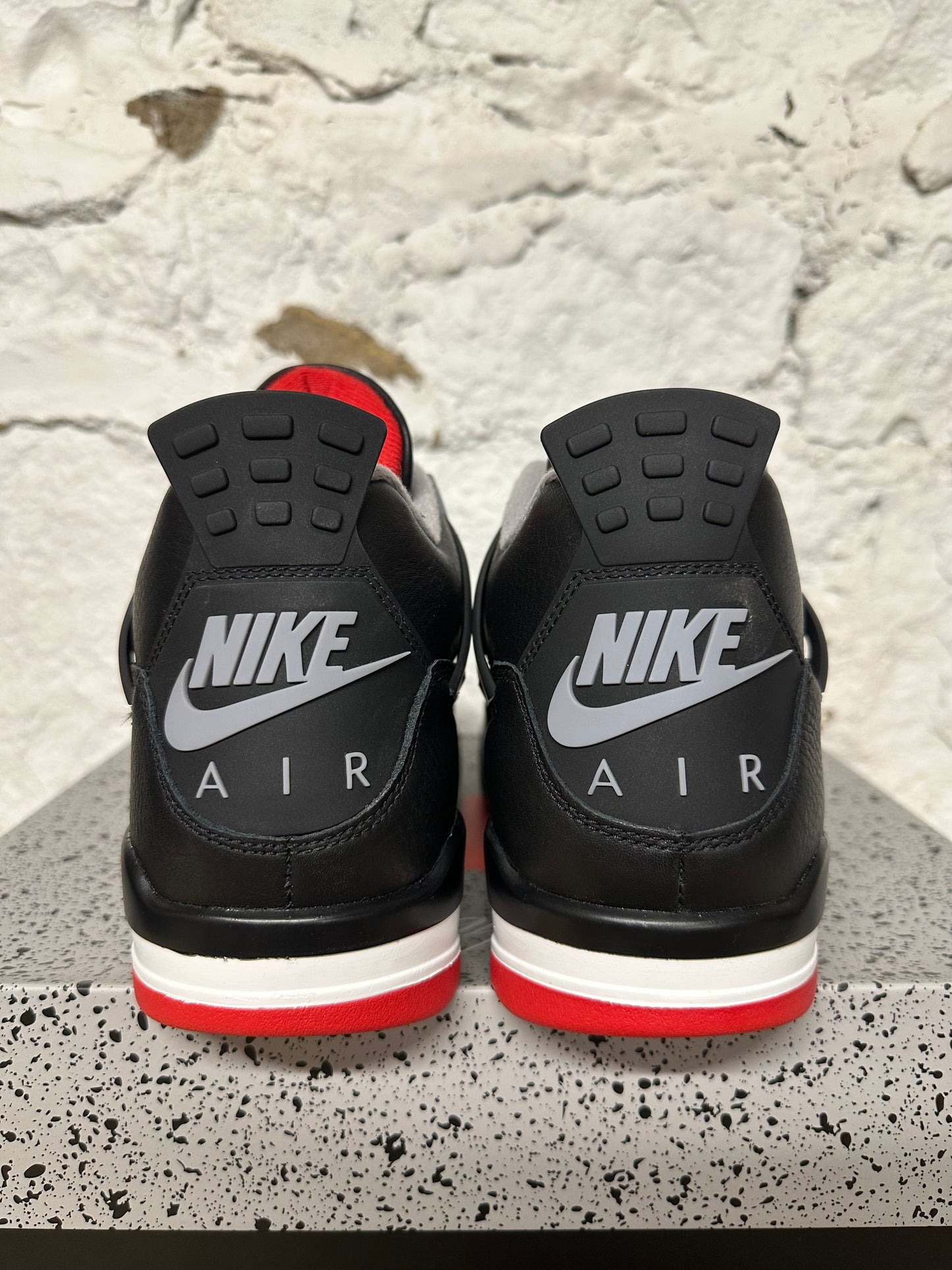 Air Jordan 4 Bred Reimagined Sz 11 DS