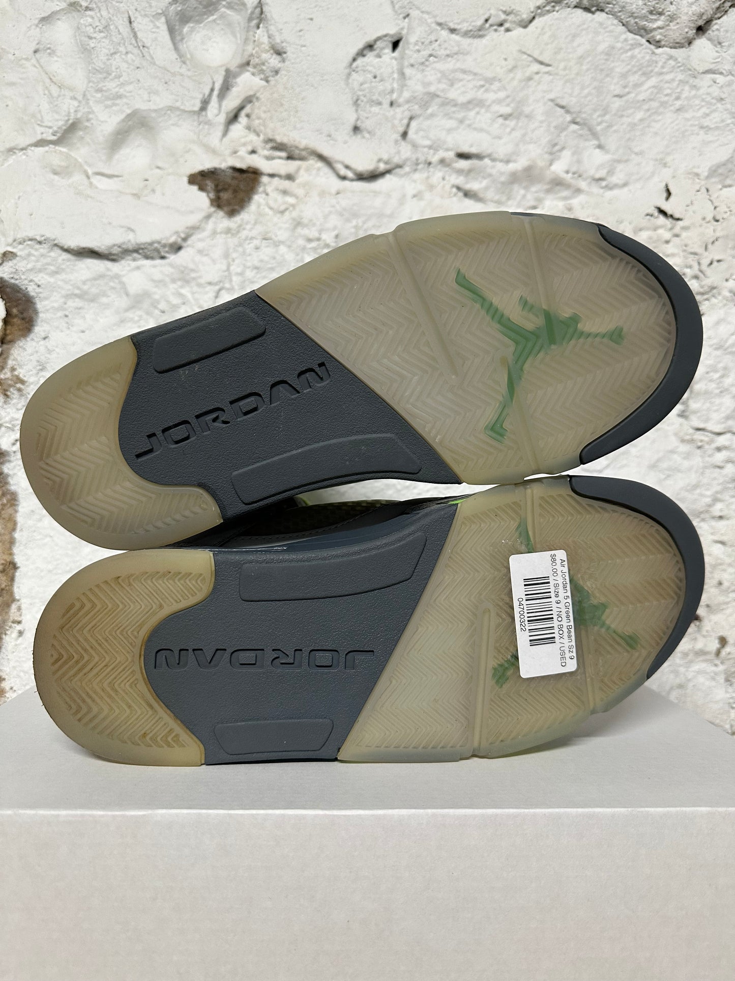 Air Jordan 5 Green Bean Sz 9