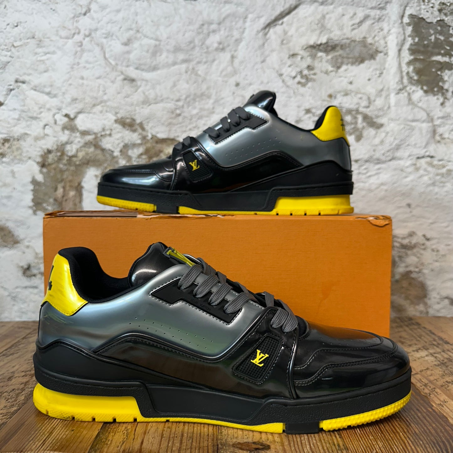 Louis Vuitton Black Grey Yellow Trainer Sneaker Sz 10 (8.5LV)
