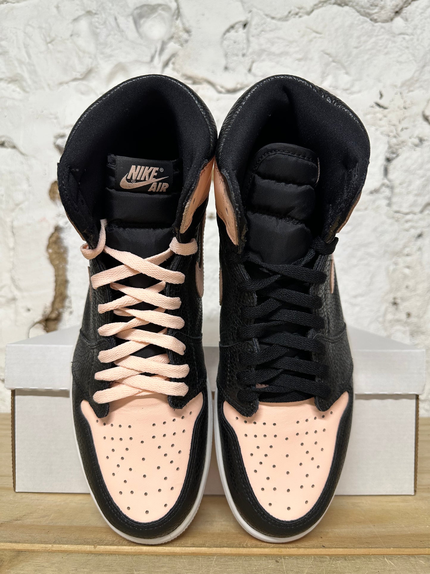 Air Jordan 1 High Crimson Tint Sz 11