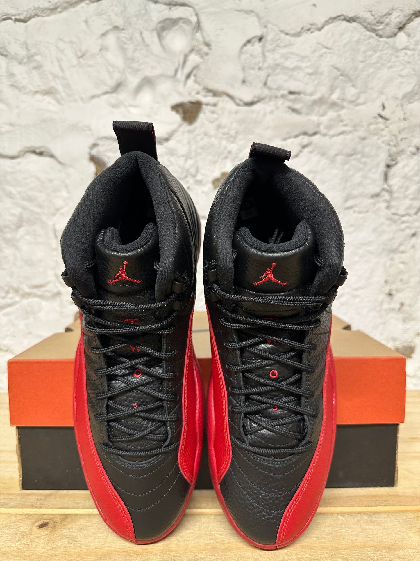 Air Jordan 12 Flu Game Sz 10.5 DS
