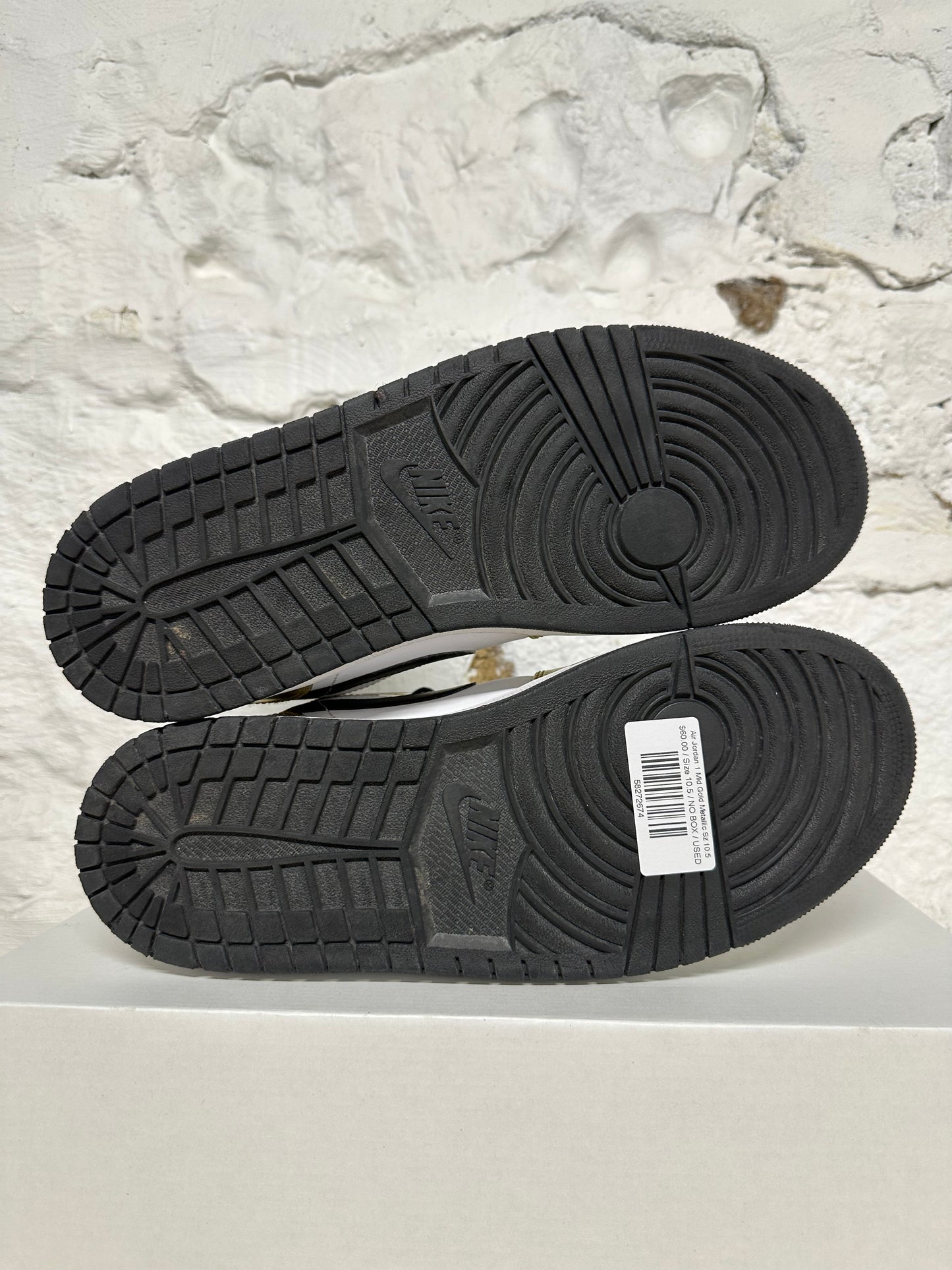 Air Jordan 1 Mid Gold Metallic Sz 10.5