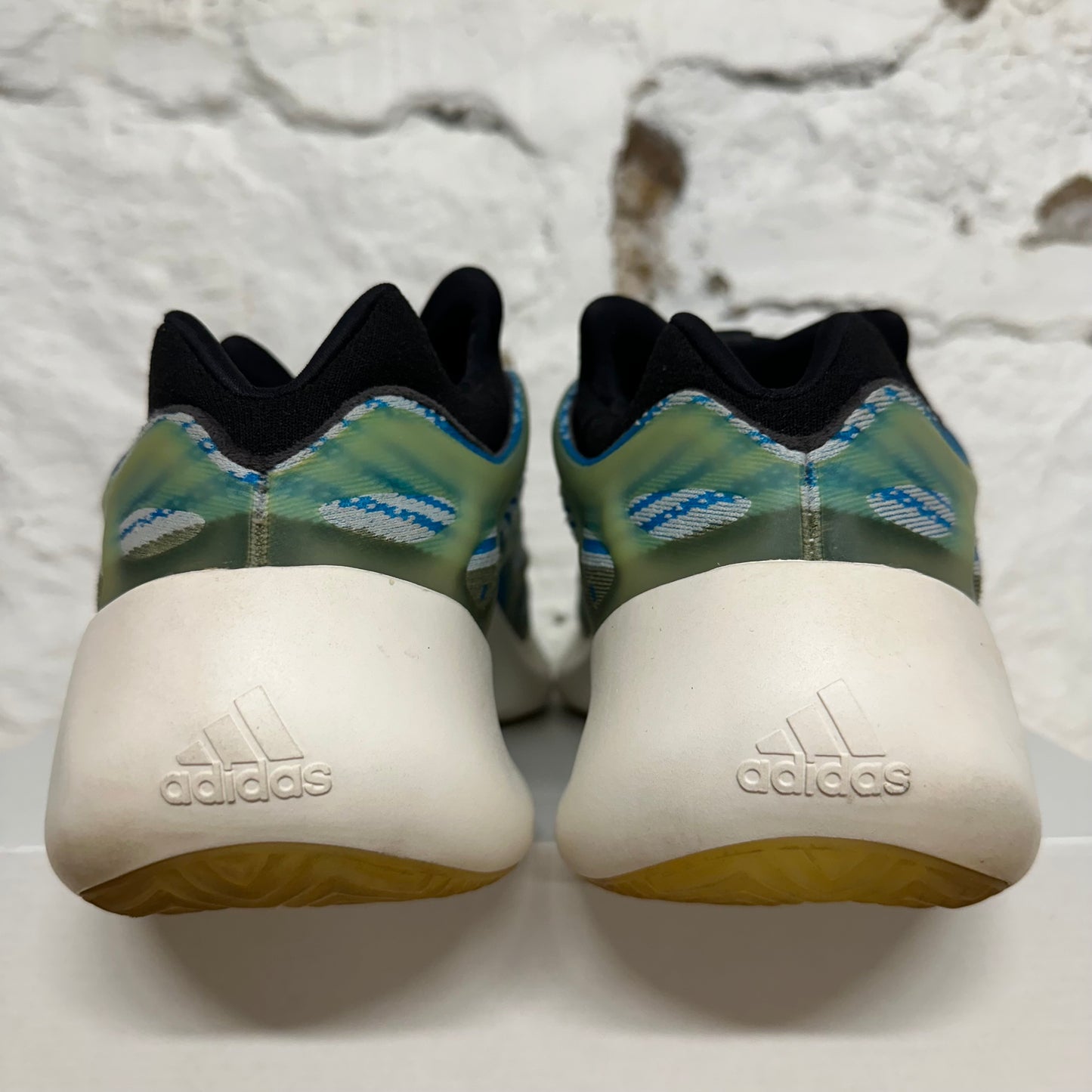 Yeezy 700 Azareth Sz 14