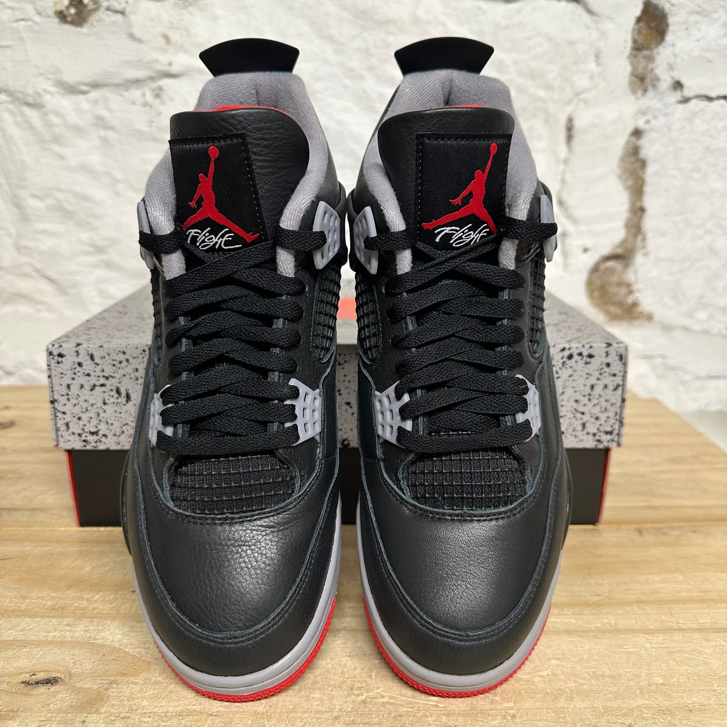 Air Jordan 4 Bred Reimagined Sz 9
