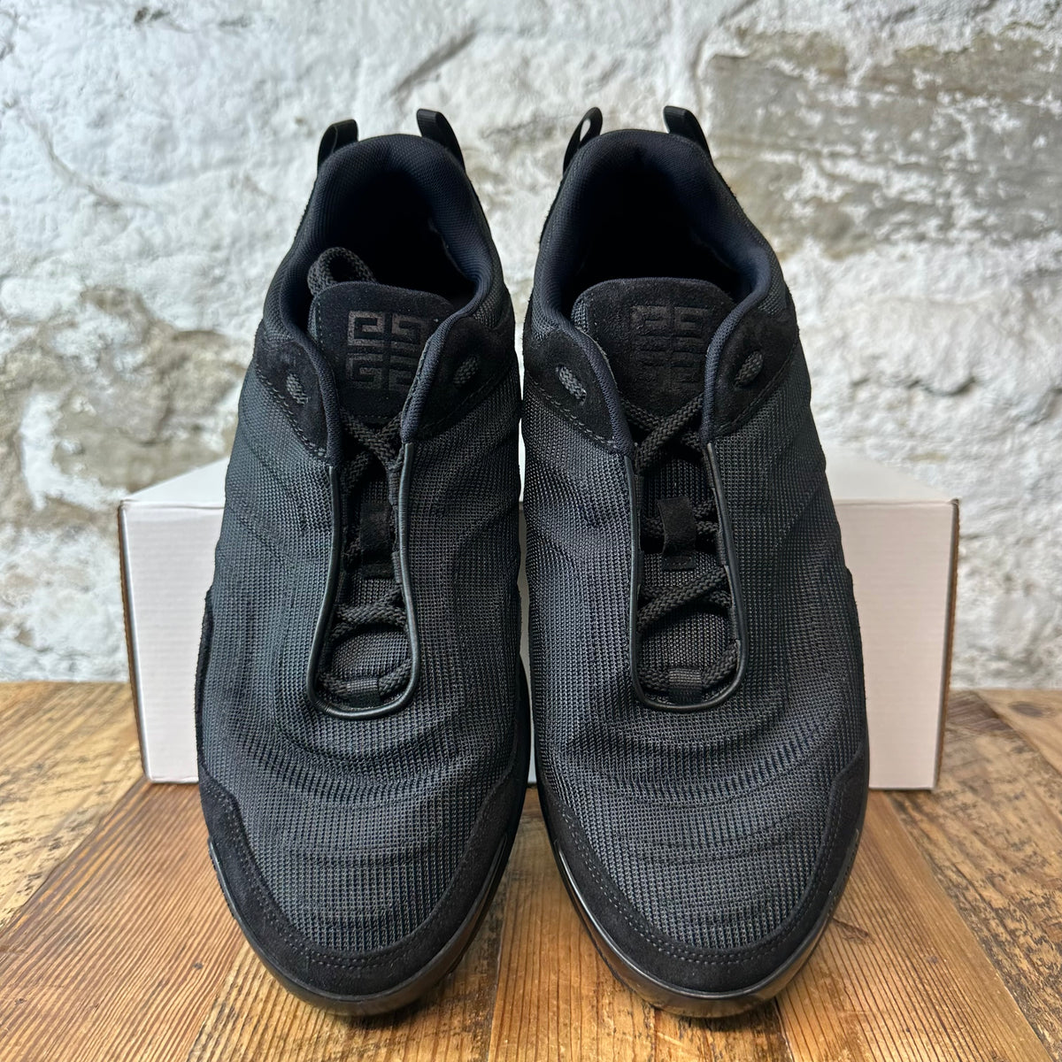 Givenchy GIV1 Triple Black Mesh Runner Sneaker Sz 11 (44)