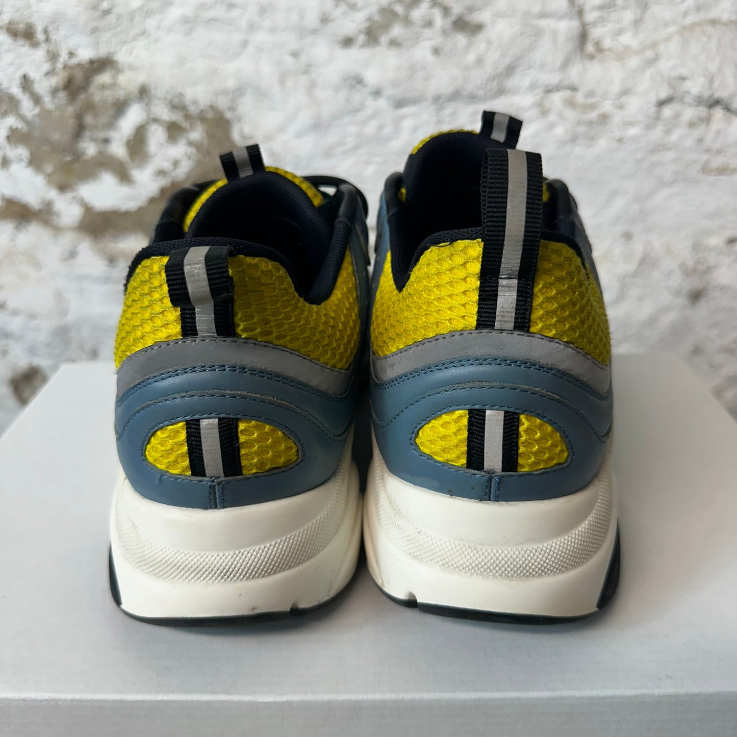 Dior B22 Teal Yellow White Sneaker Sz 7 (40) No Box