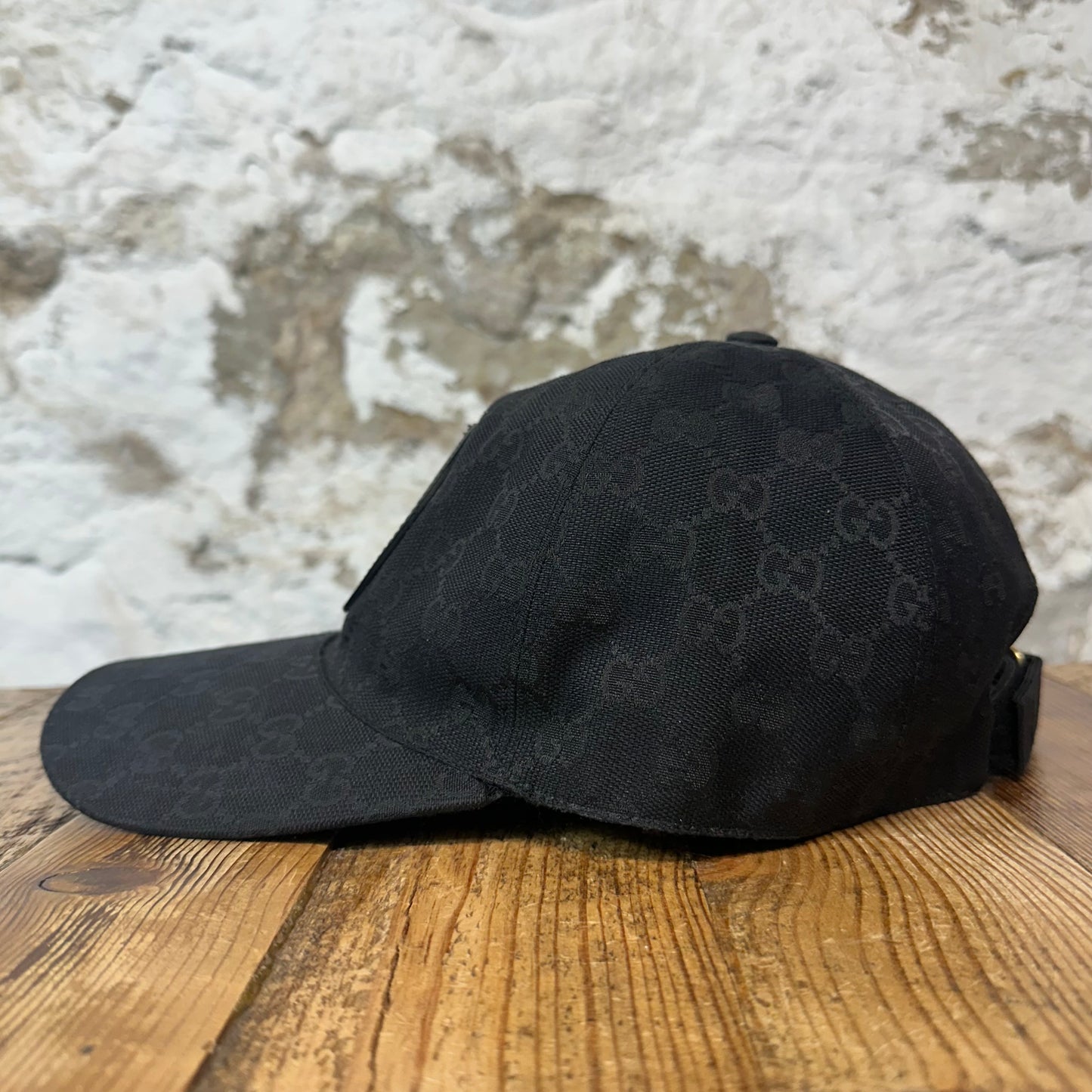 Gucci Circle Logo Black Monogram Hat Sz XL