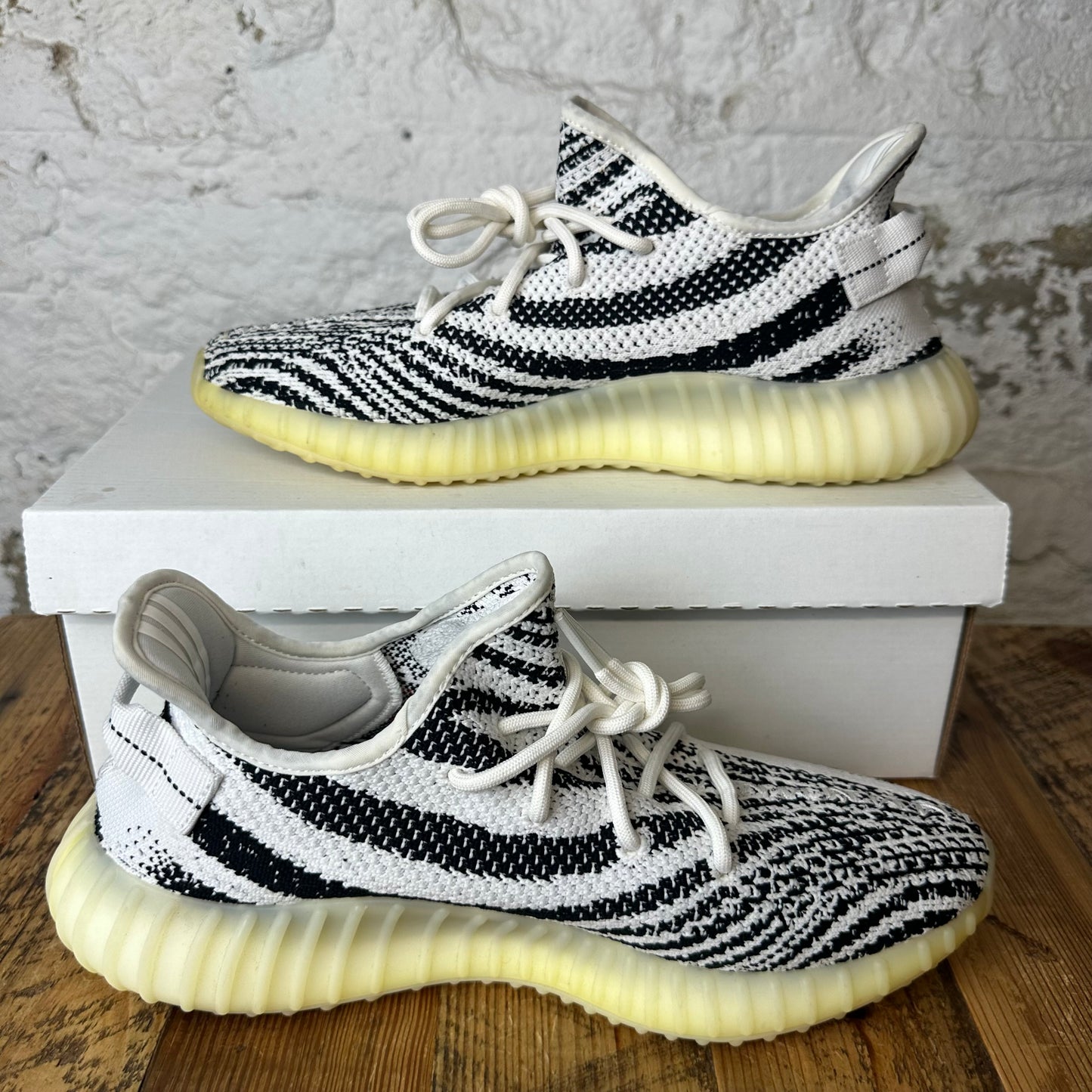 Yeezy 350 Zebra Sz 10.5