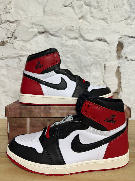 Air Jordan 1 Black Toe Reimagined Sz 12 DS