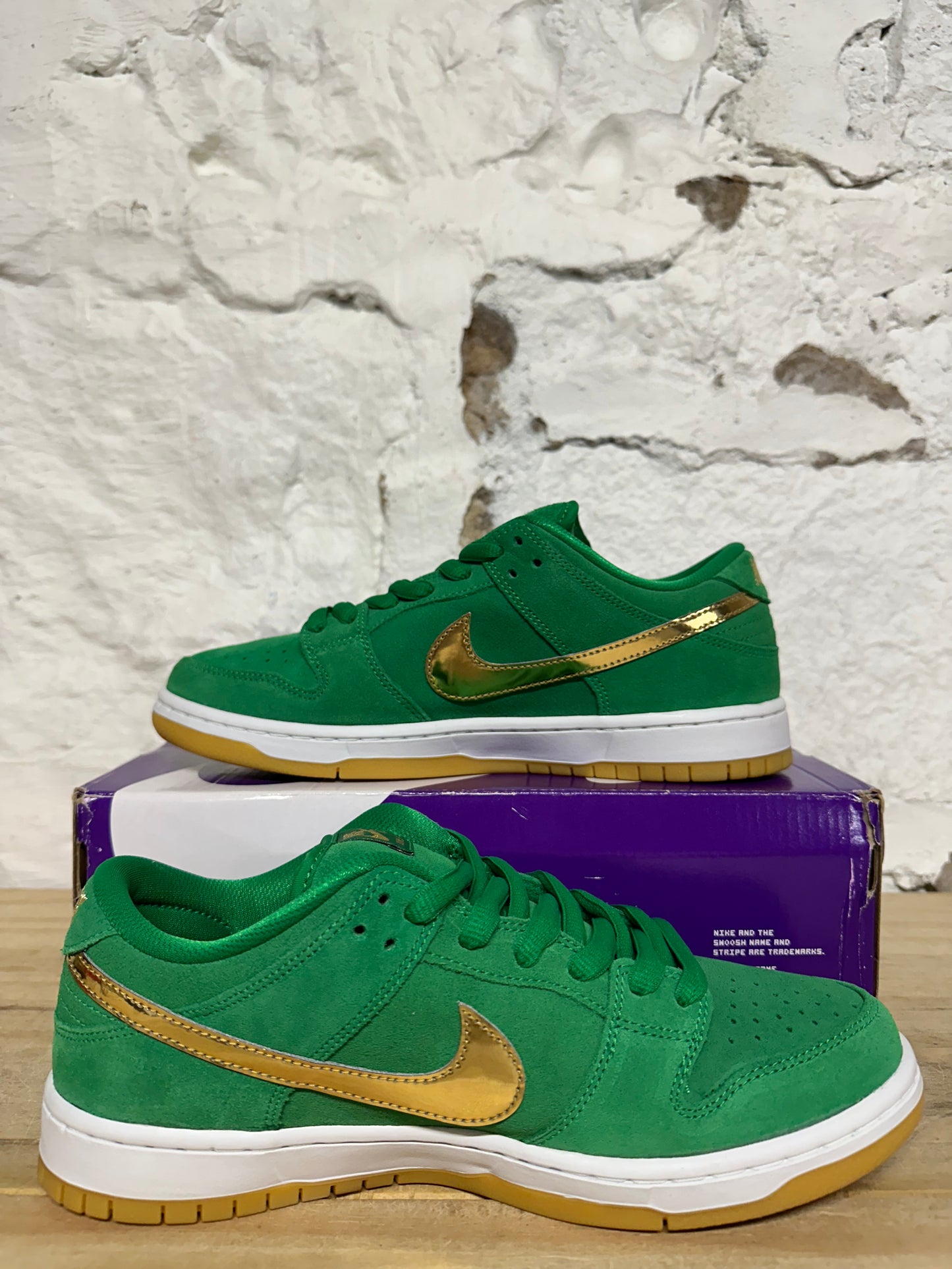 Nike SB Dunk Low St Patricks Day Sz 9 DS