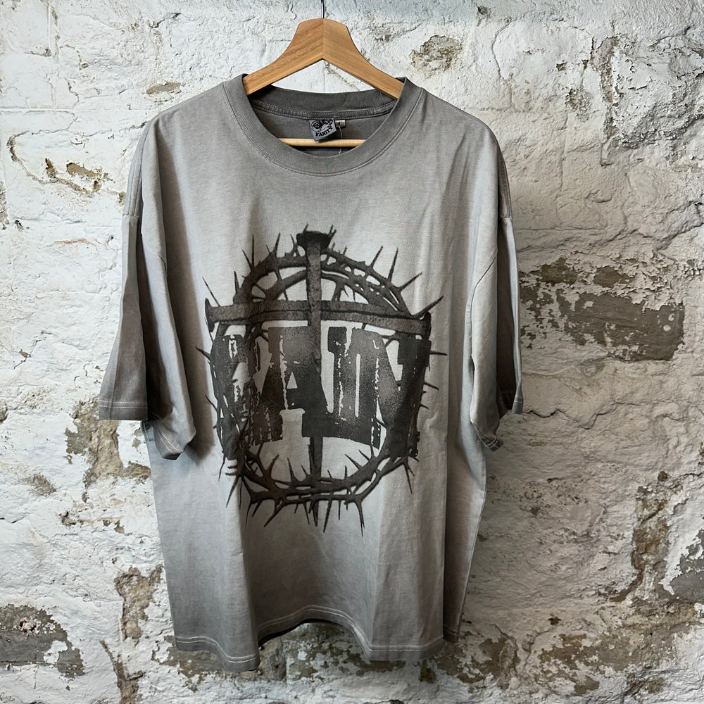 Saint Vanity Light Gray Cross T-shirt Sz XL