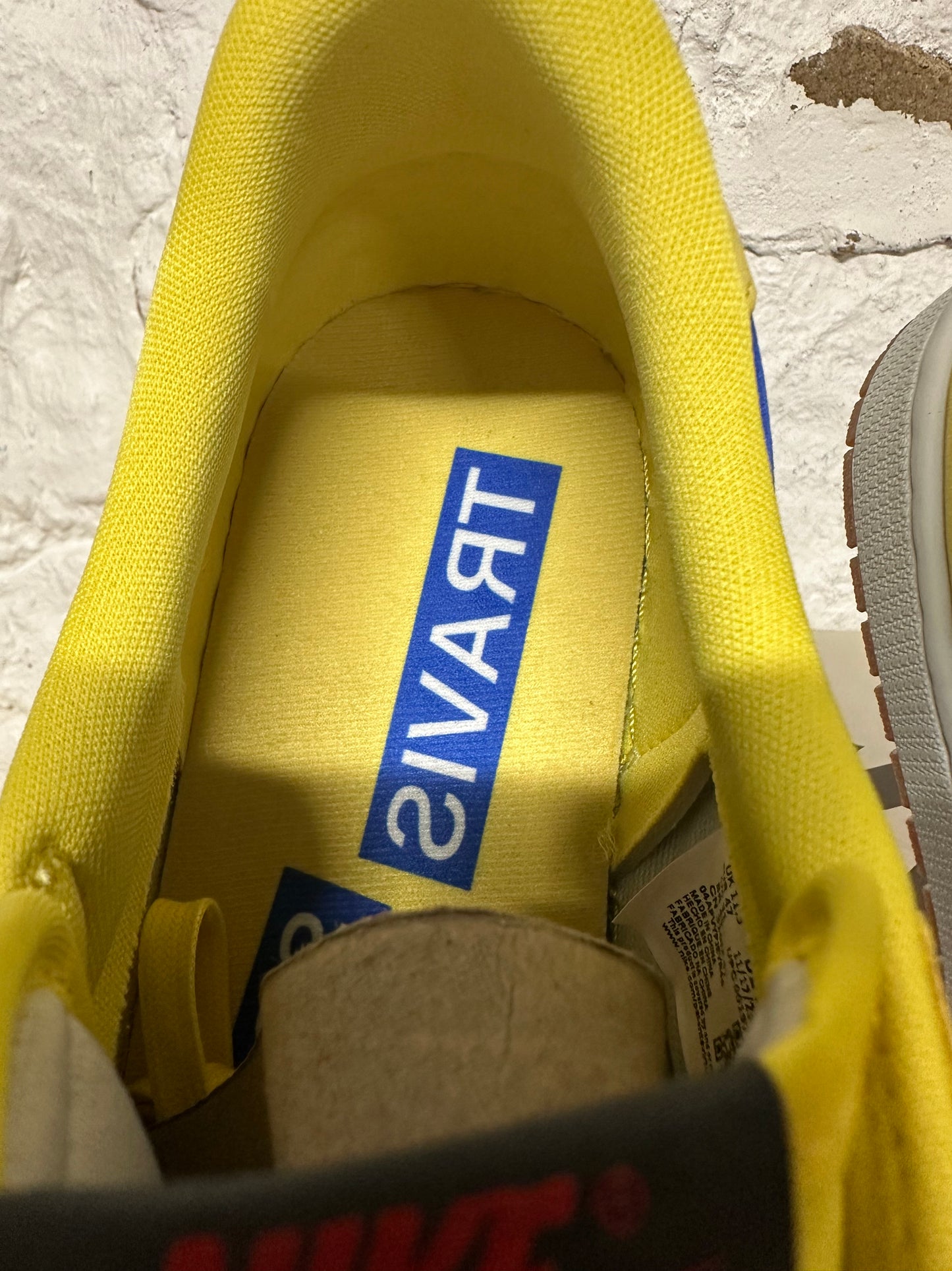 Air Jordan 1 Low Travis Scott Canary Sz 12.5 (14W) DS