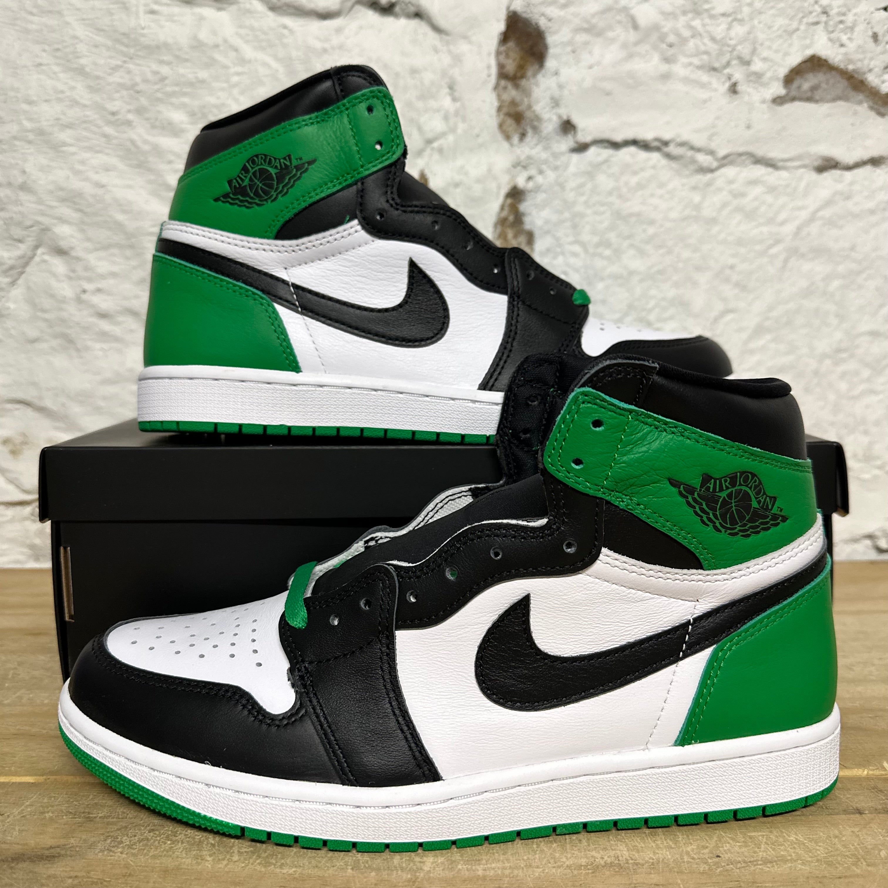 Air Jordan 1 High Lucky Green Sz 10 DS
