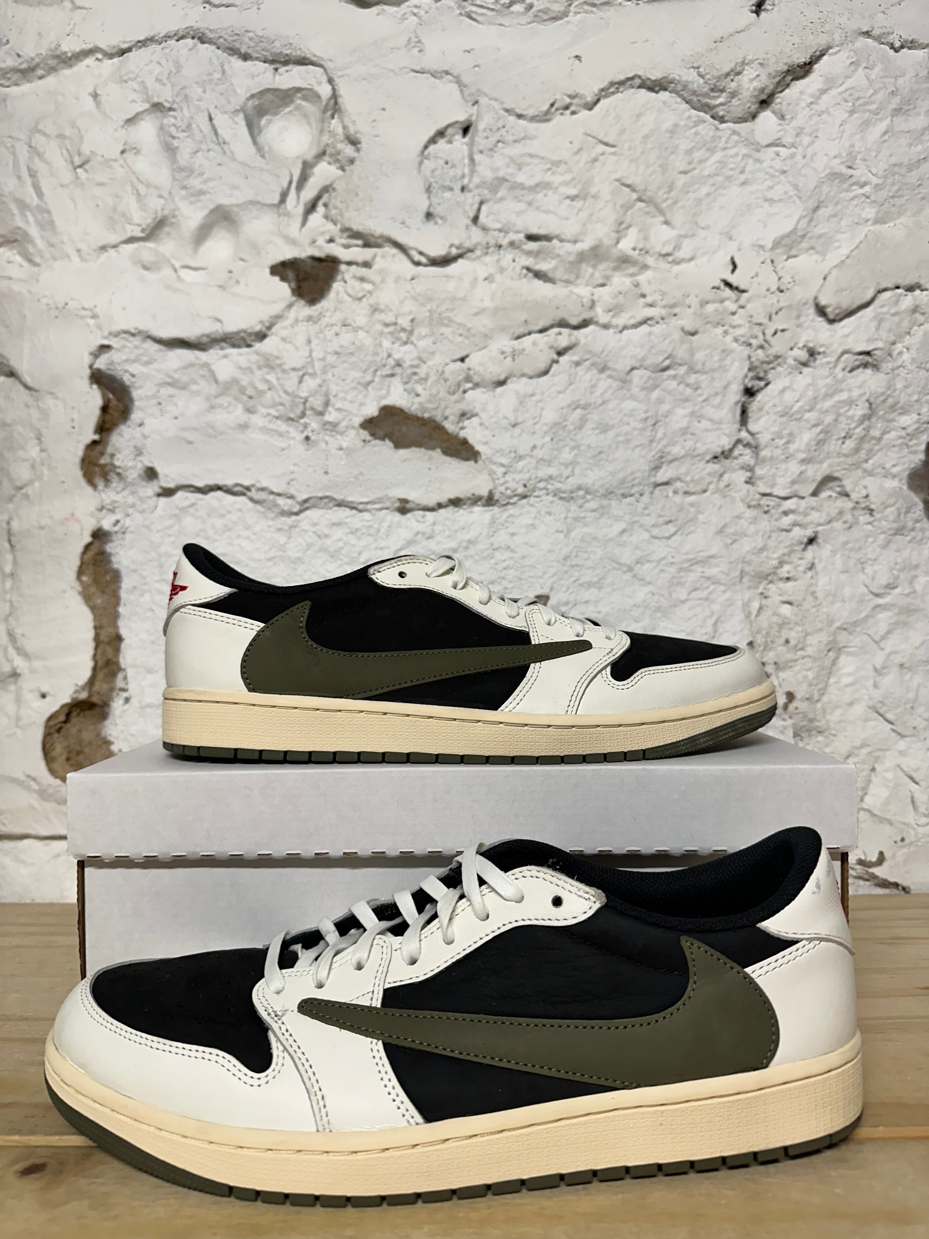 Air Jordan 1 Low Travis Scott Olive Sz 12.5 (14W)