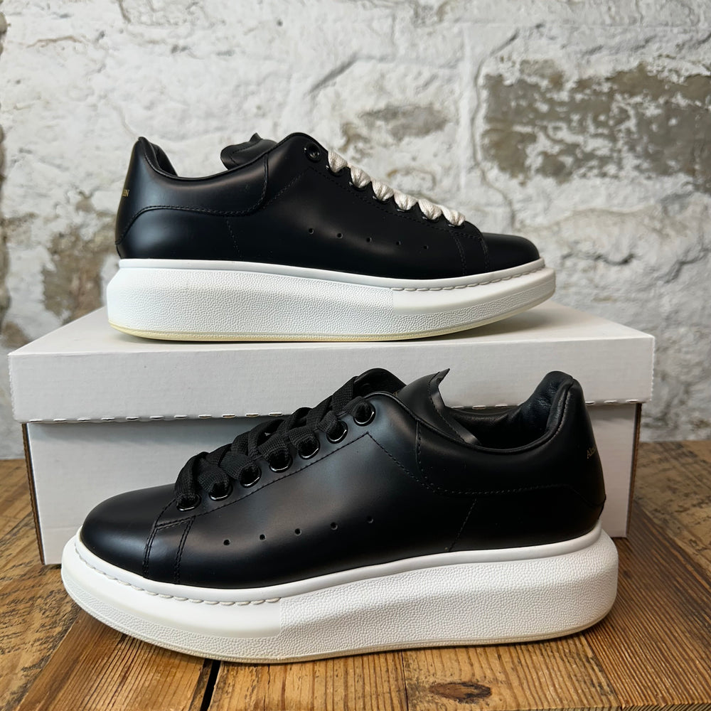 Alexander McQueen Black White Sole Sneaker Sz 6 (38)