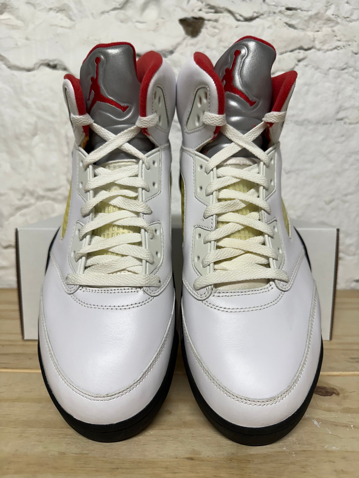 Air Jordan 5 Fire Red Silver Tongue Sz 13