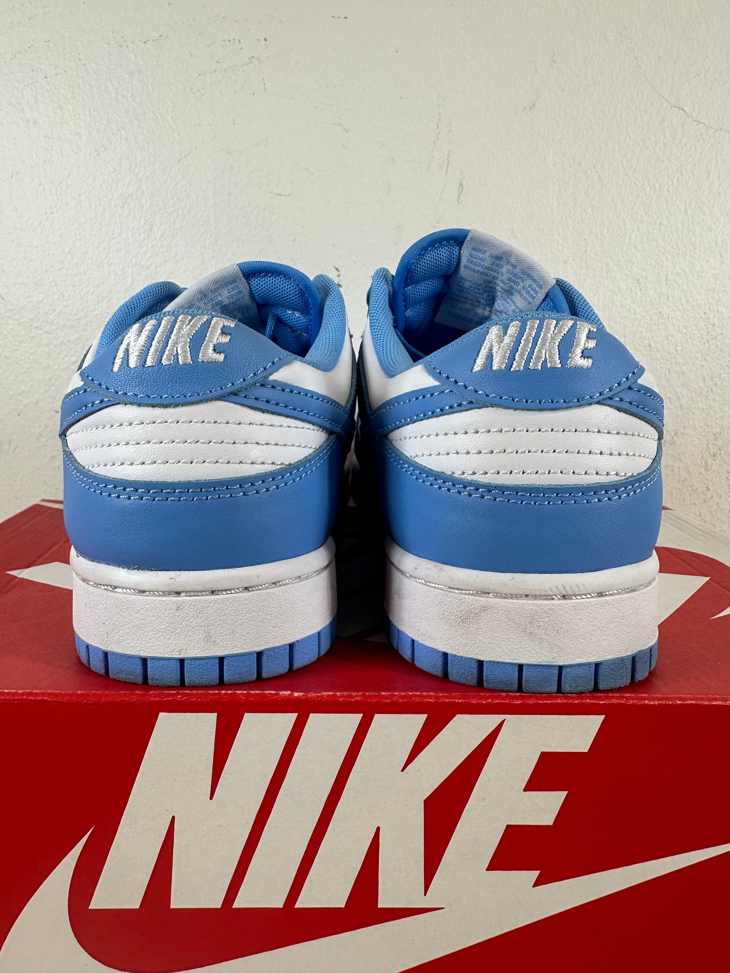 Nike Dunk Low UNC Sz 9