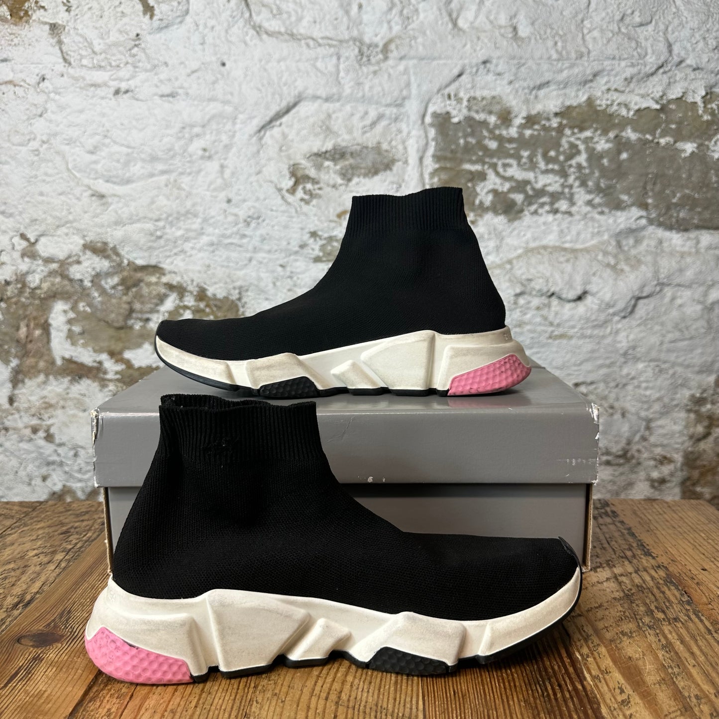 Balenciaga Black White Pink Sock Runner Sneaker Sz 6.5 (39)