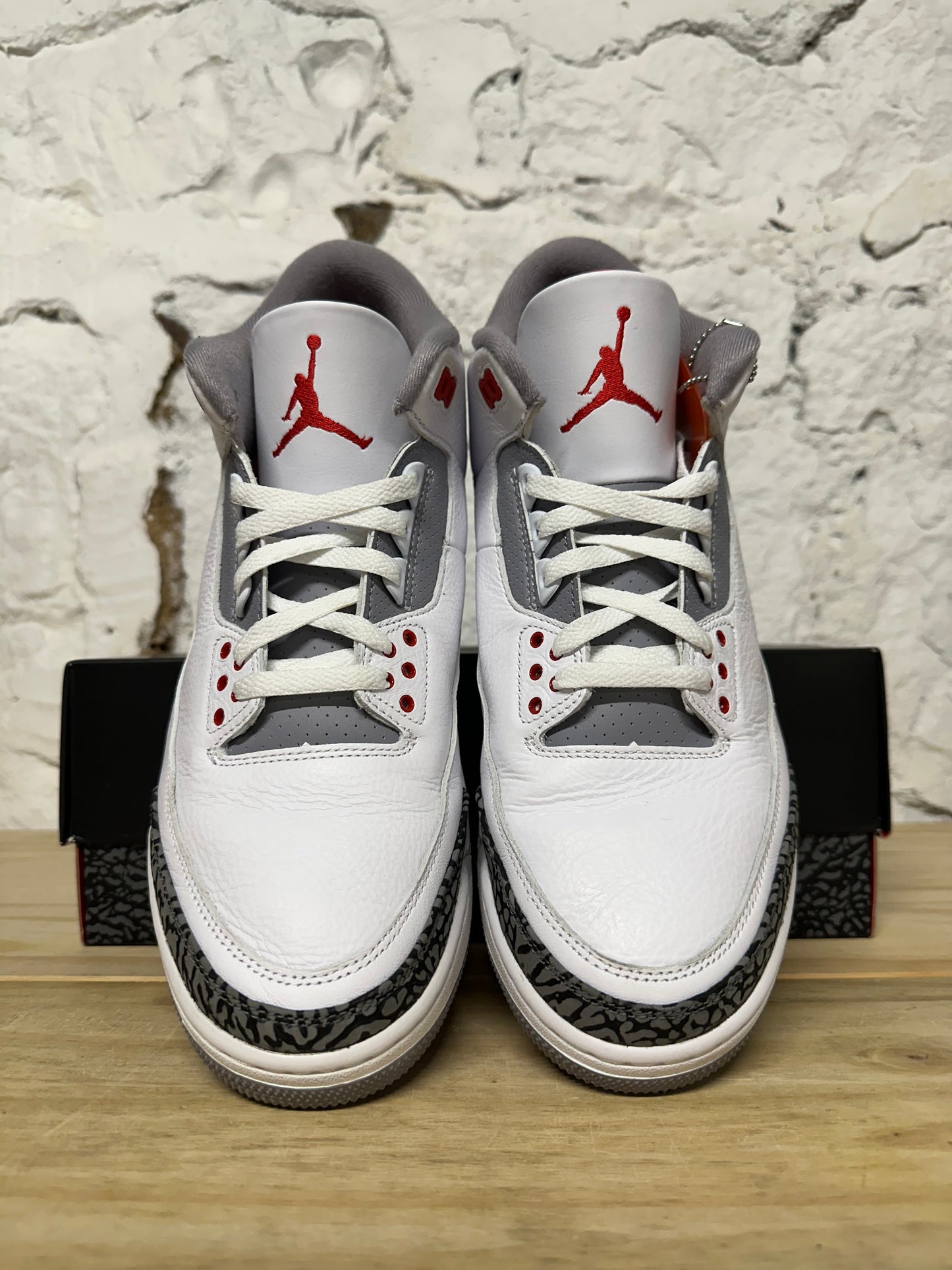 Air Jordan 3 Fire Red Sz 12