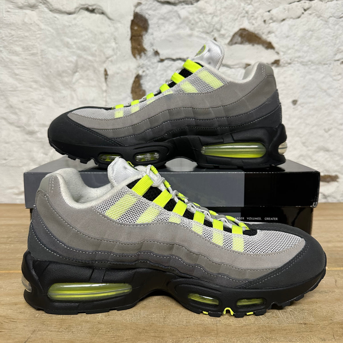 Nike Air Max 95 OG Big Bubble Neon Sz 10.5