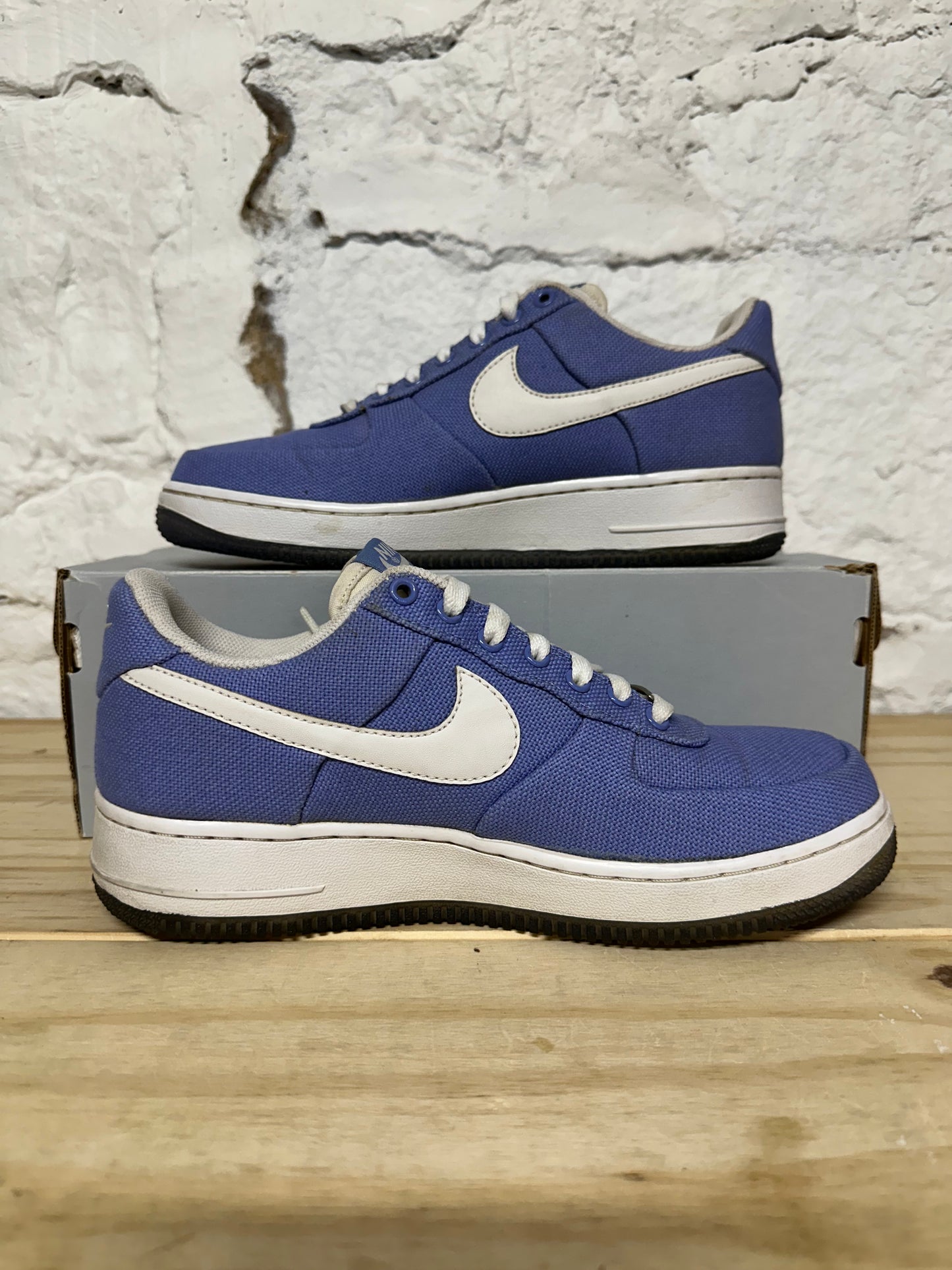 Nike Air Force 1 Low Blue Canvas Sz 7.5 (9W)