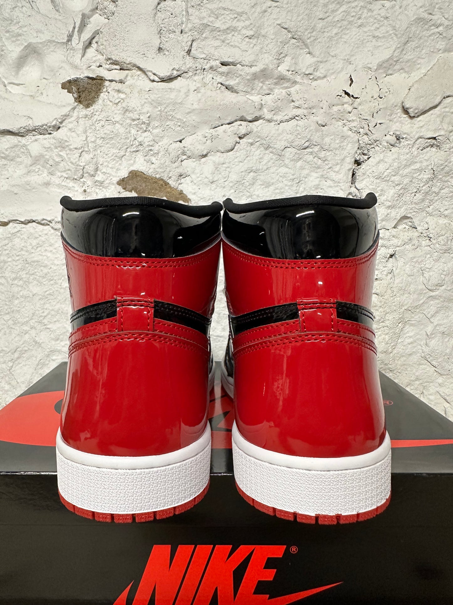 Air Jordan 1 High Patent Bred Sz 12.5 DS