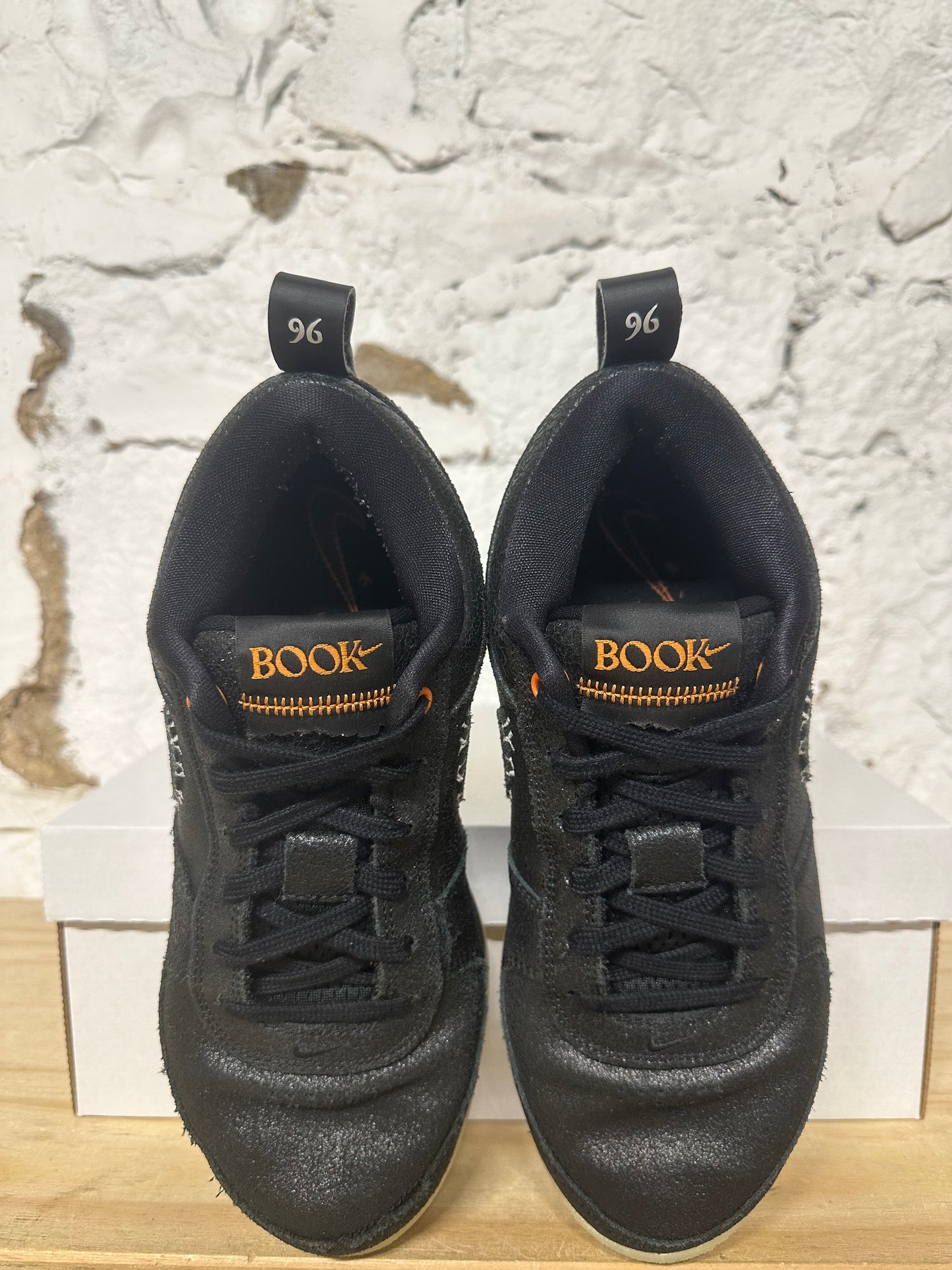 Nike Book 1 Halloween Sz 9.5