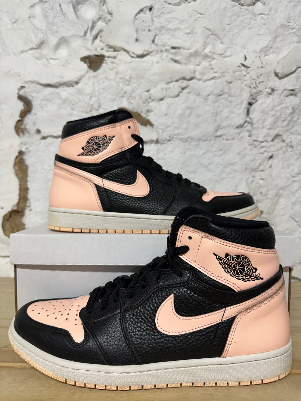 Air Jordan 1 High Crimson Tint Sz 11