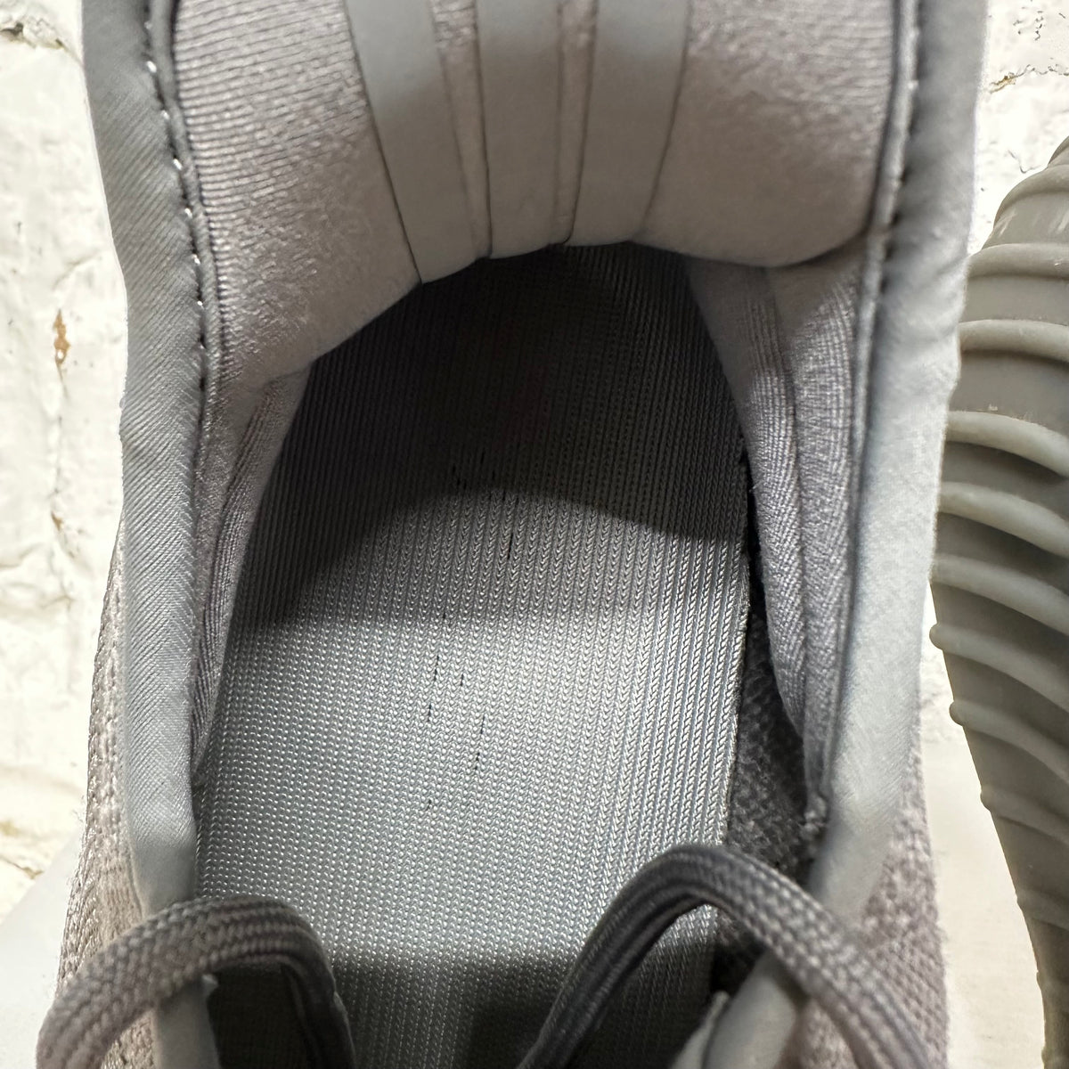 Yeezy 350 V2 Steel Grey Sz 11